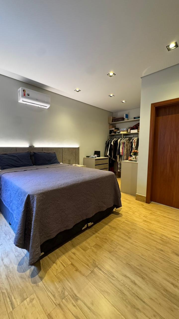 Casa no bairro Jardim Santa Lúcia à Venda
