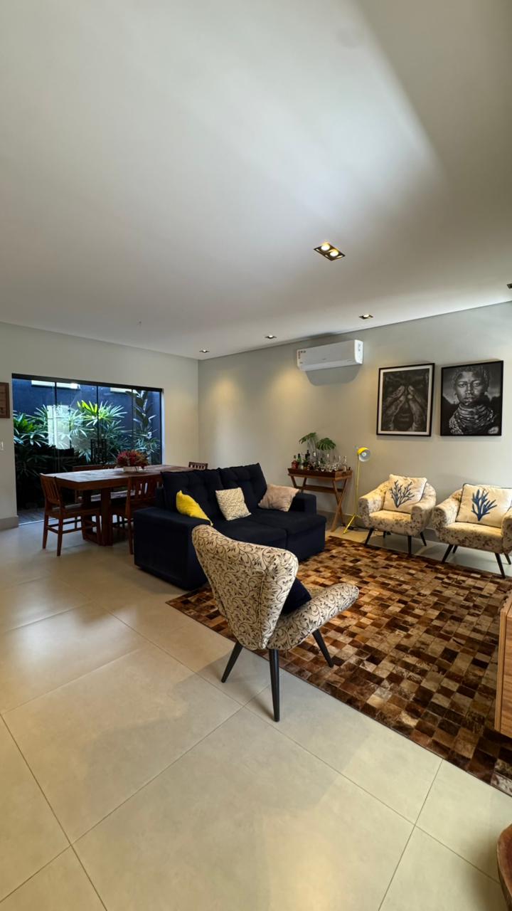 Casa no bairro Jardim Santa Lúcia à Venda