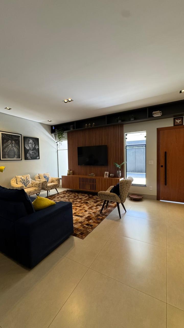 Casa no bairro Jardim Santa Lúcia à Venda