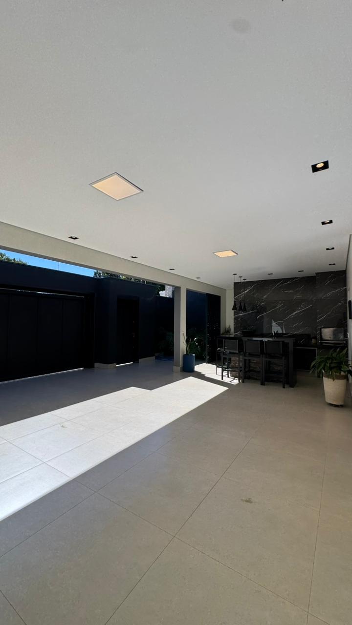 Casa no bairro Jardim Santa Lúcia à Venda