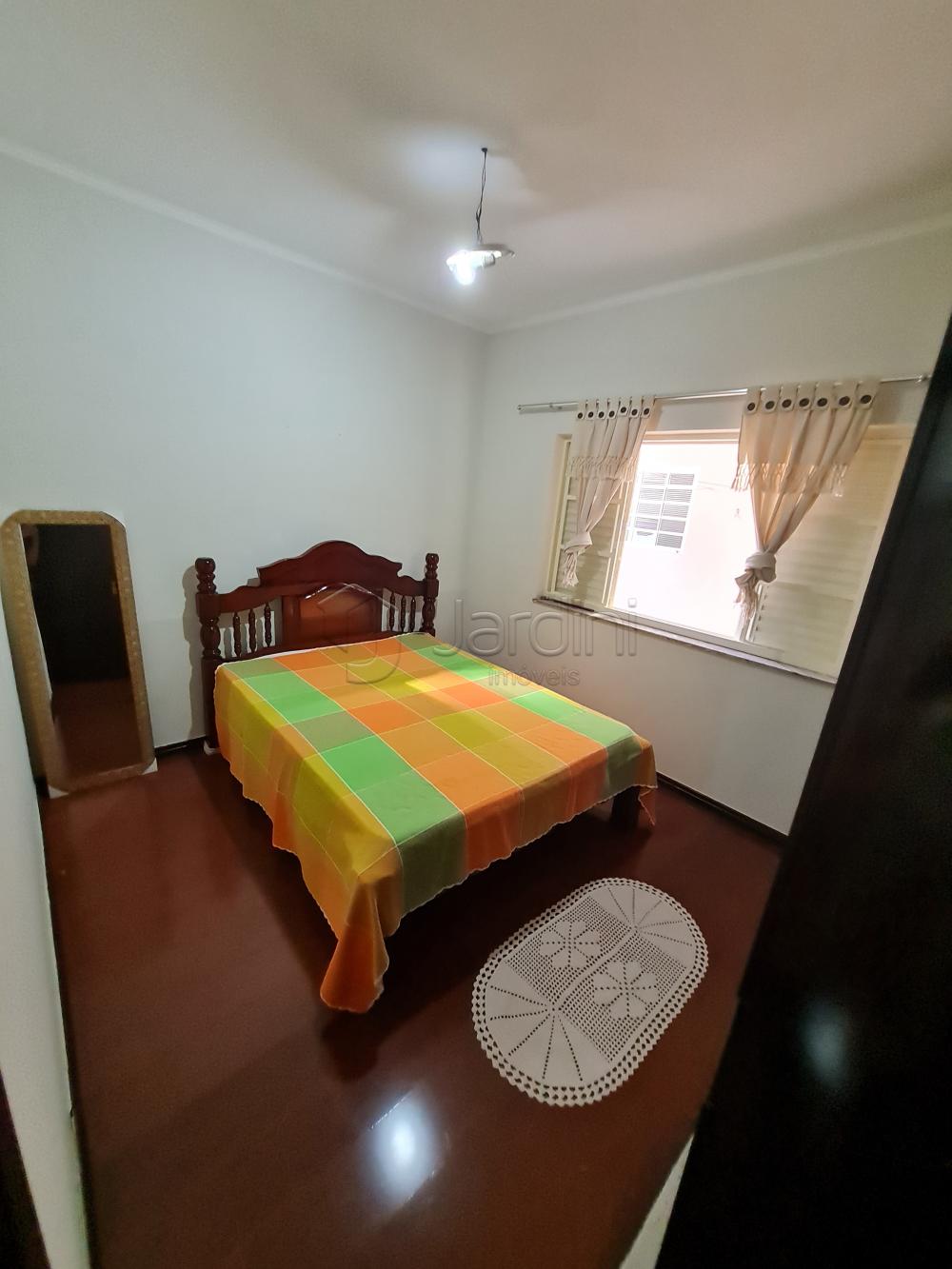 Casa a Venda no Jardim Brasilândia