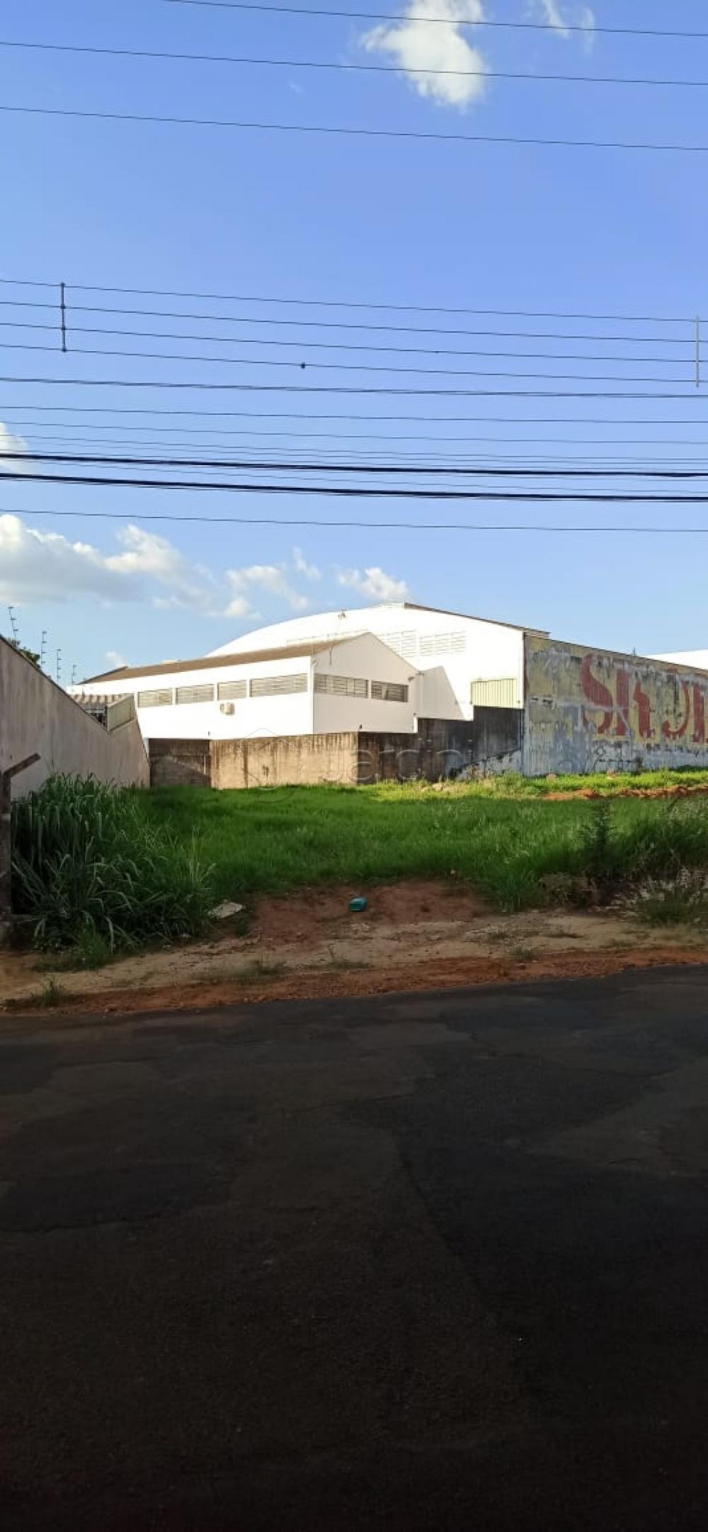 Terreno a venda no Jardim Santana