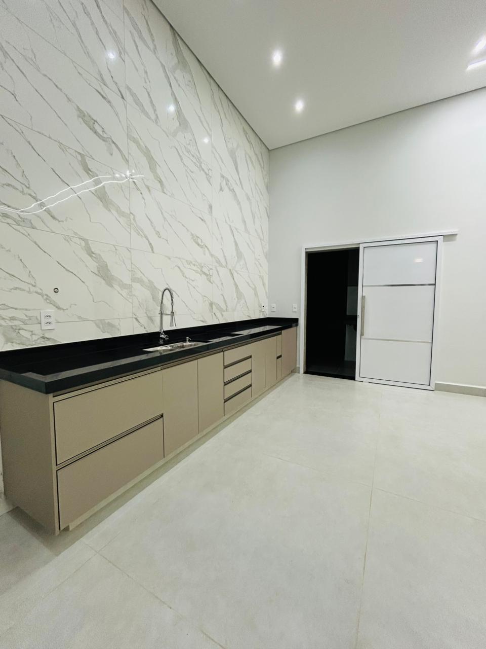 Casa no bairro Residencial Meirelles à Venda