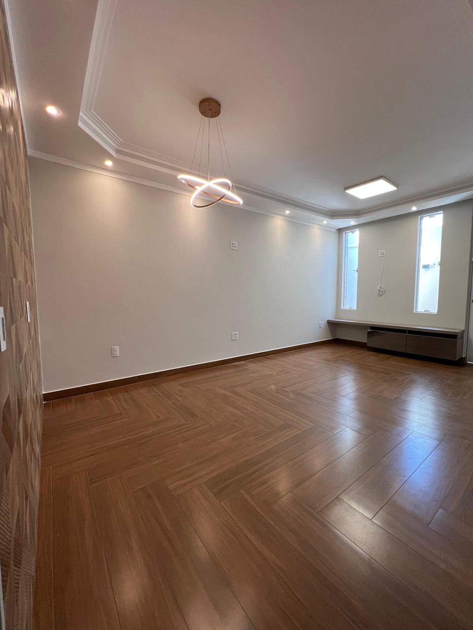 Casa no bairro Esplanada Primo Meneghetti II à Venda