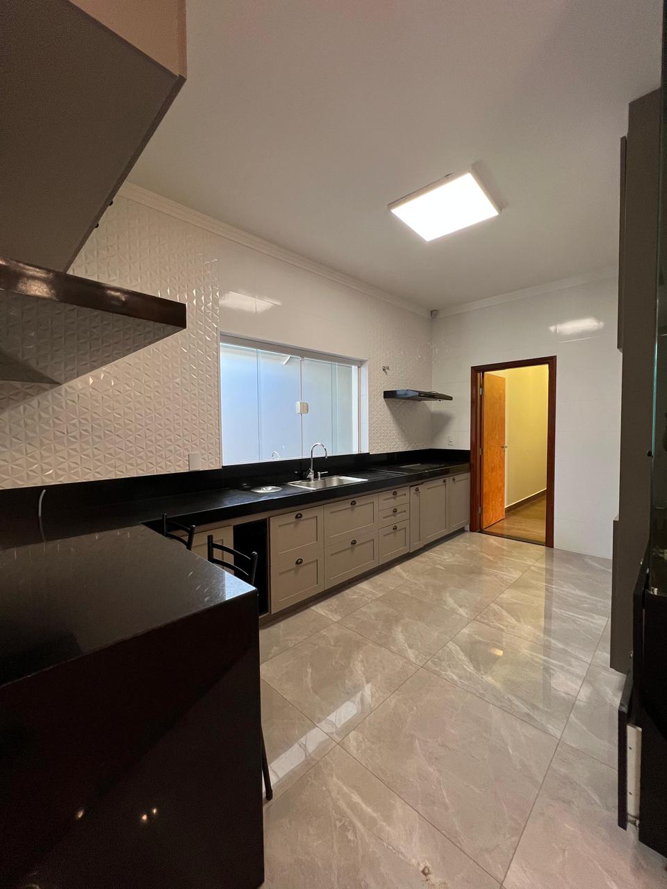 Casa no bairro Esplanada Primo Meneghetti II à Venda