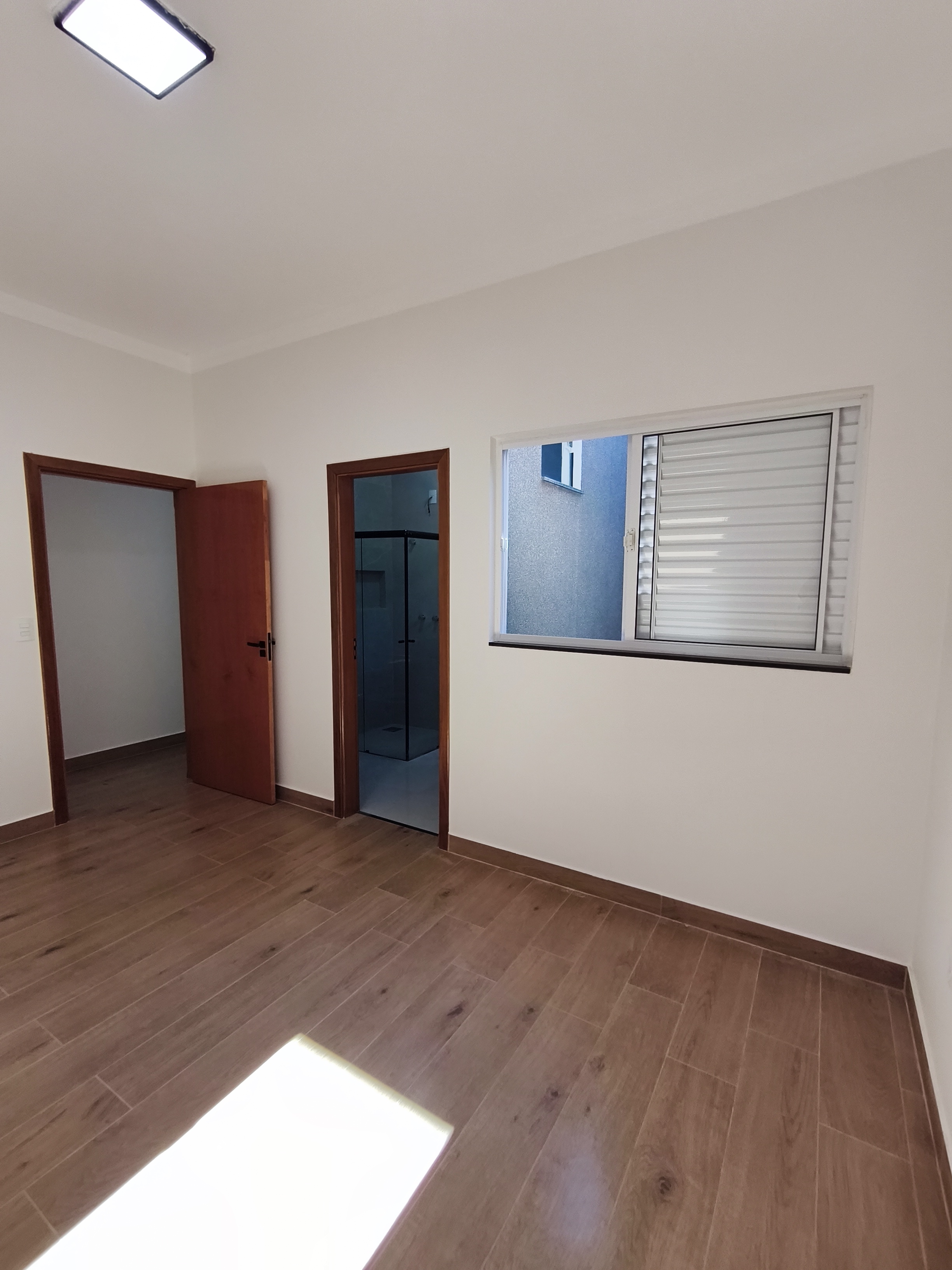 Casa a Venda na Vila Chico Júlio