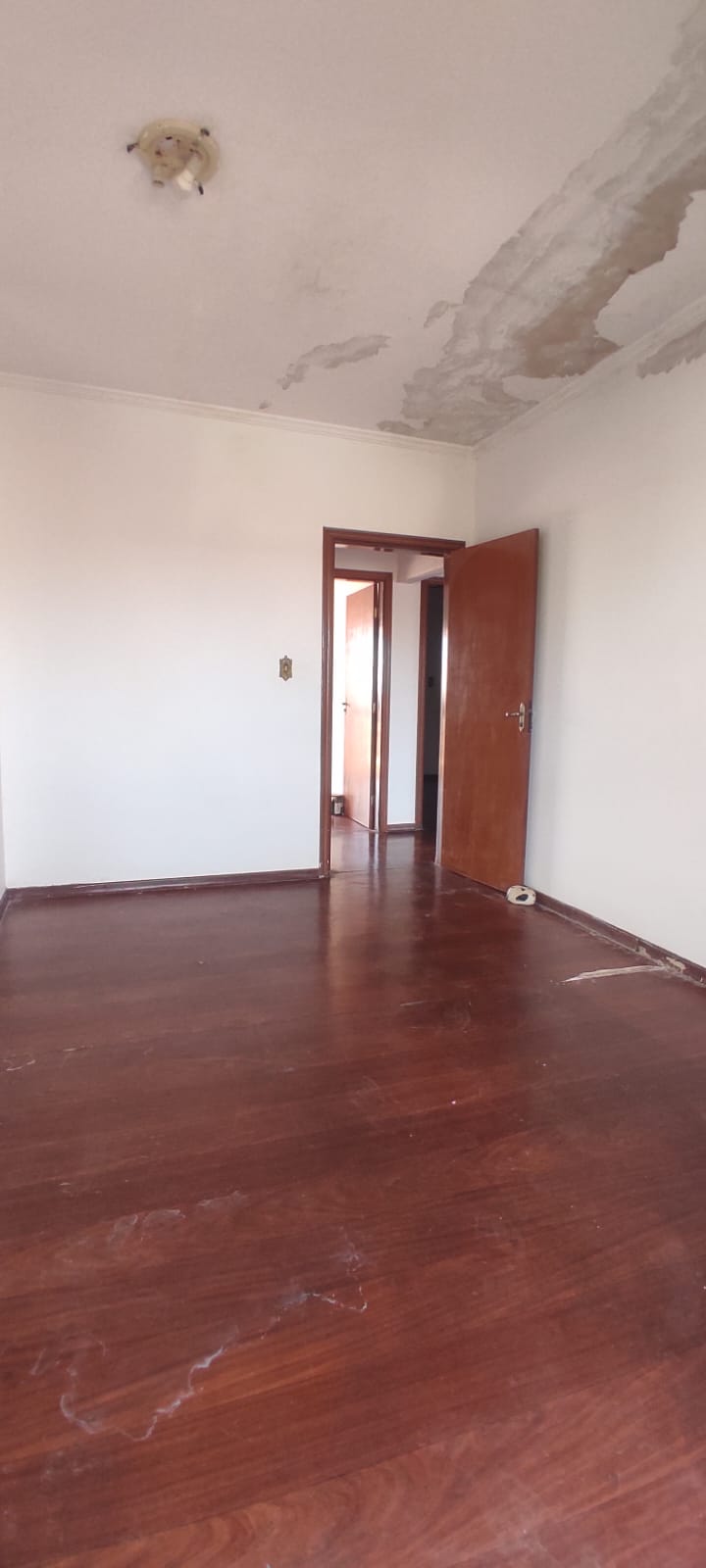 Casa Sobrado a Venda na Vila Totoli