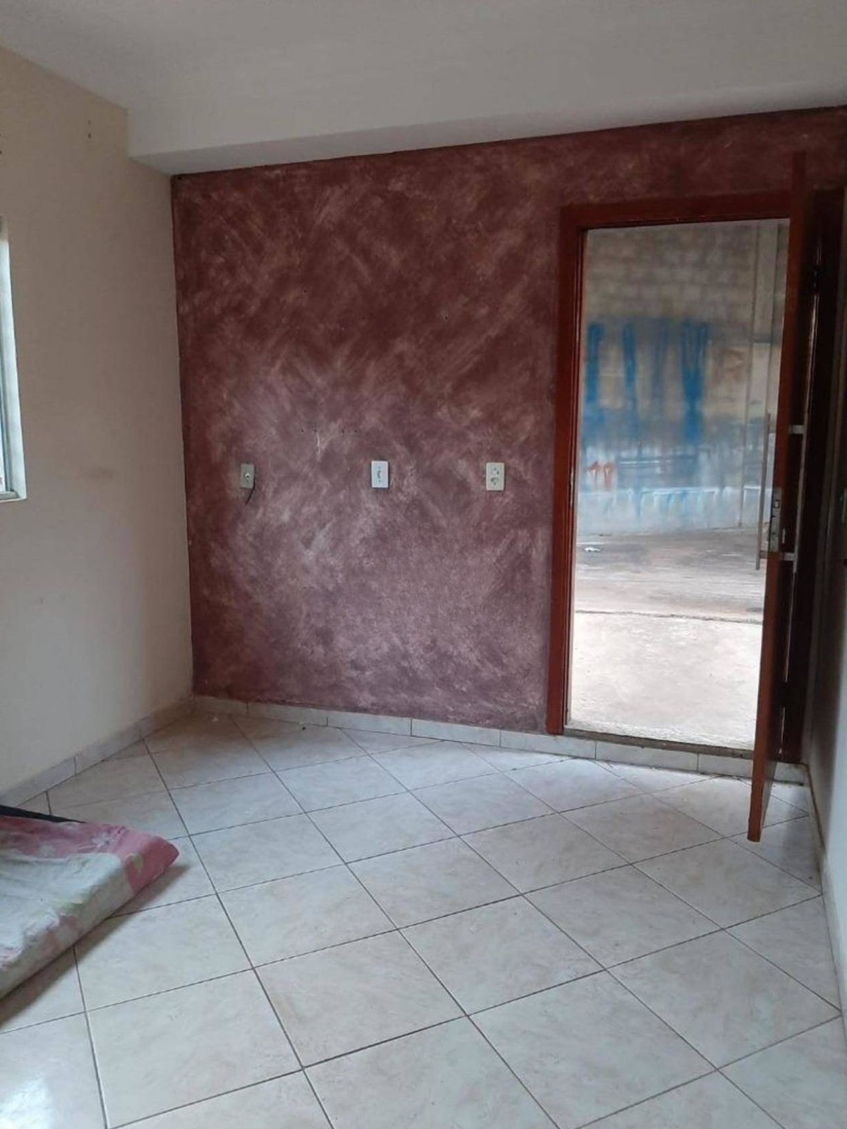 Casa a Venda no Jardim Luiza II