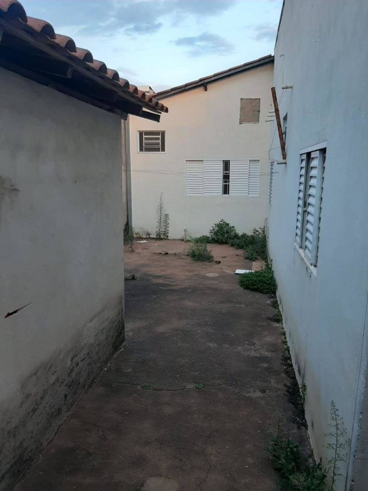 Casa a Venda no Jardim Luiza II