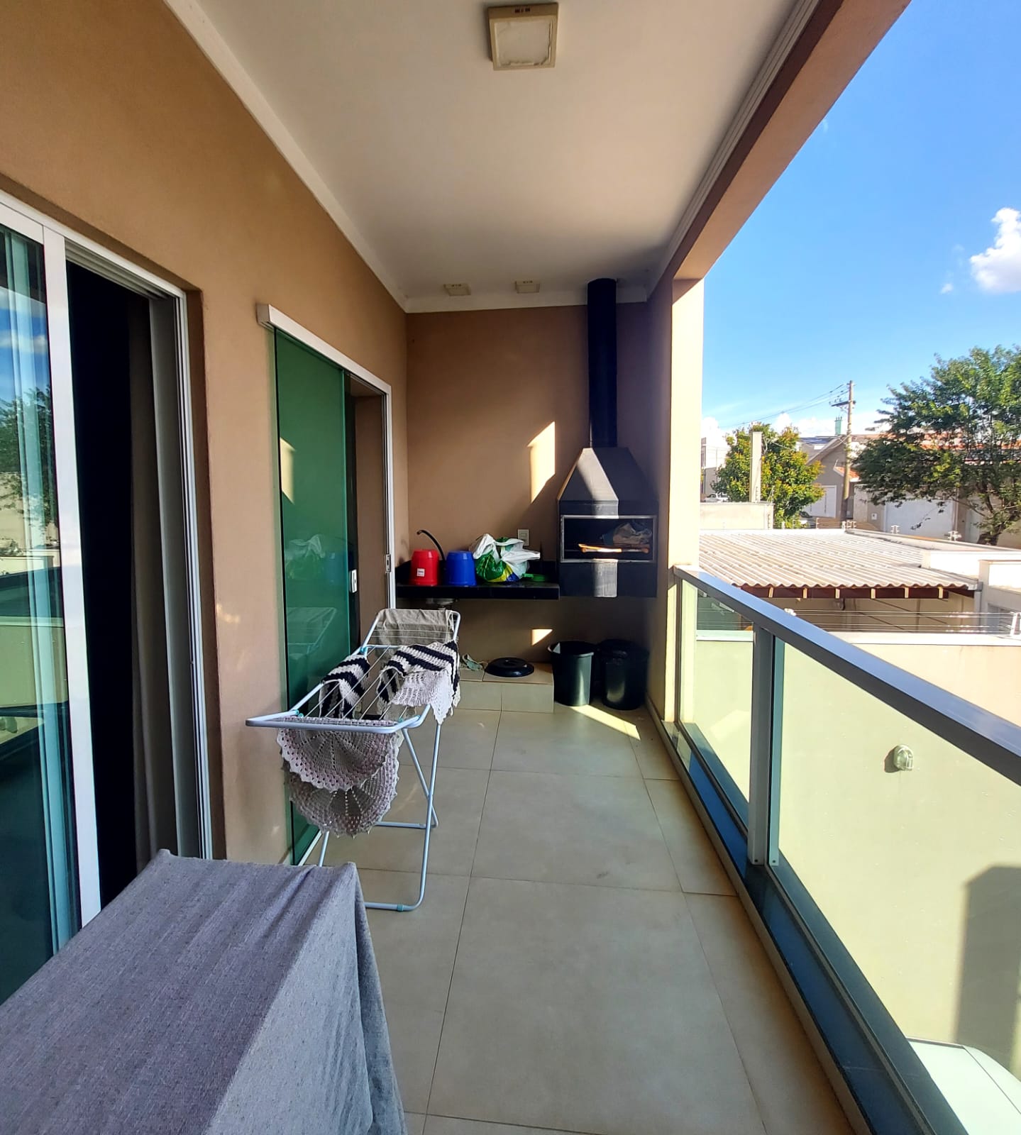 Apartamento à venda de porteira fechada no Piratininga 1 