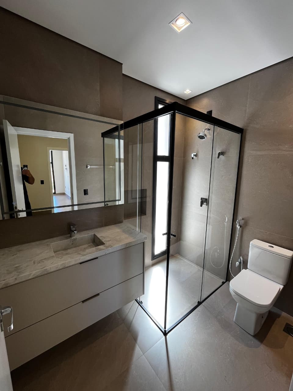 Casa a Venda em condomínio fechado