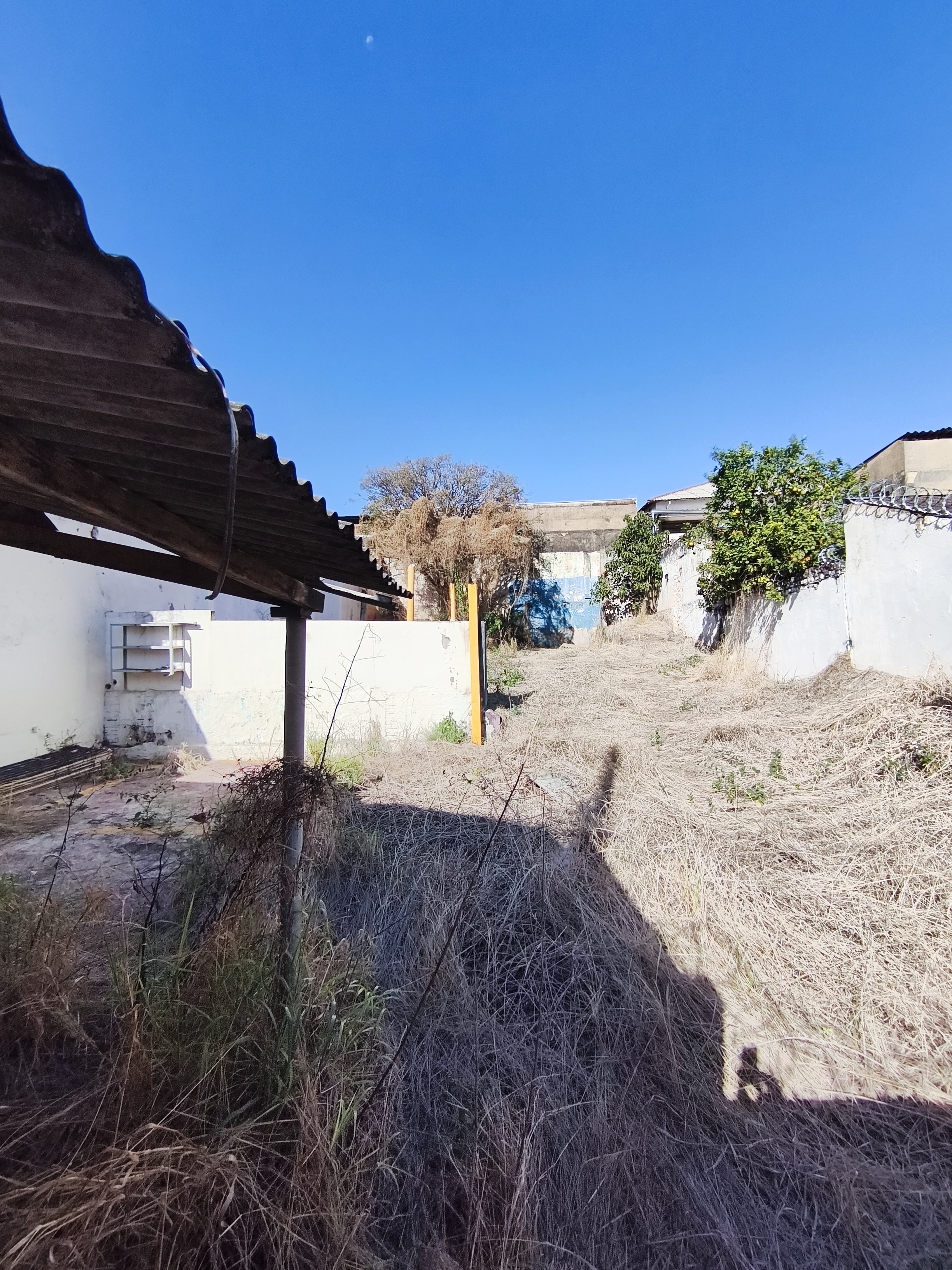 Terreno à venda no Centro  Próximo a Previdência social 