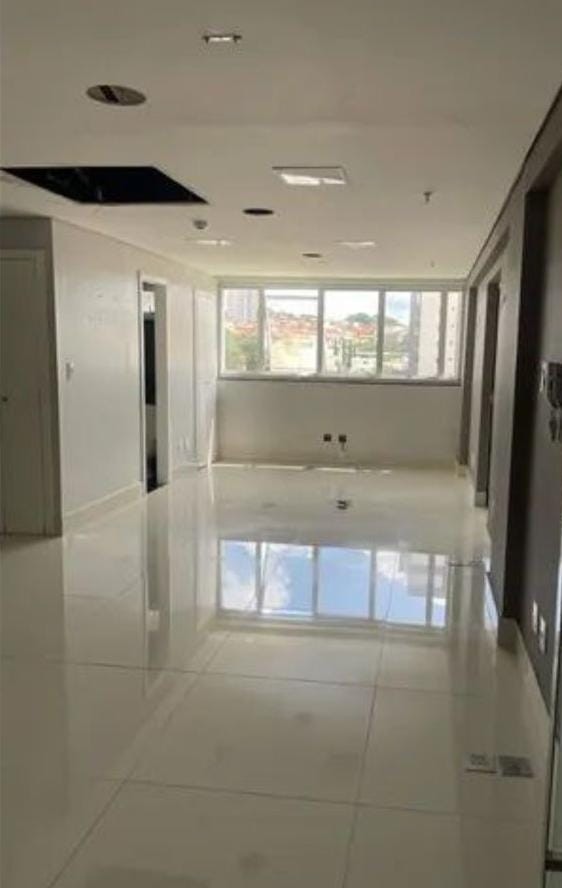 Sala comercial à venda no Edifício Prime