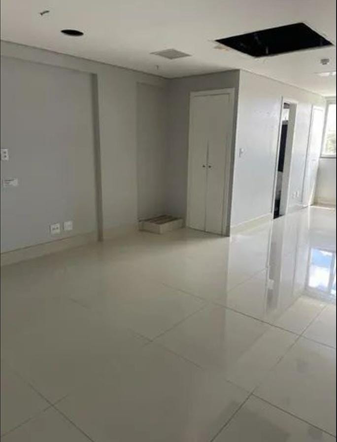 Sala comercial à venda no Edifício Prime