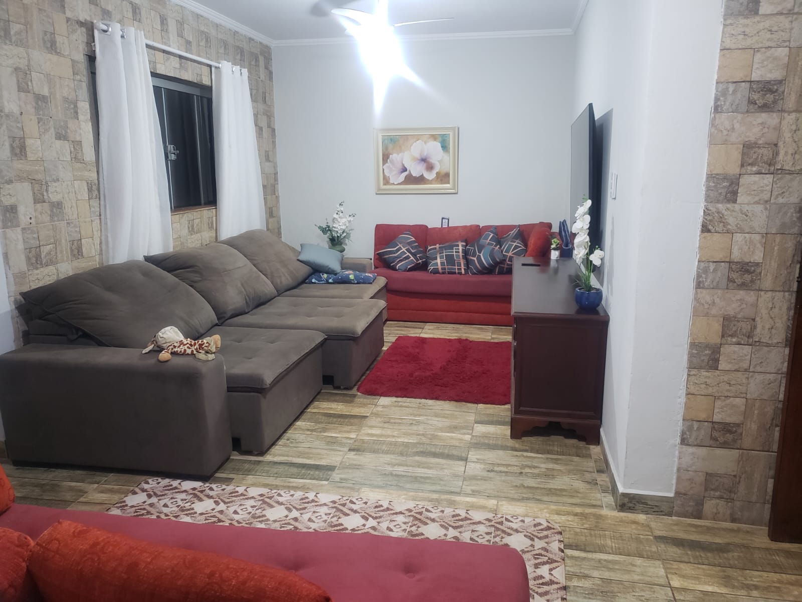 Casa Jardim Roselândia à Venda 