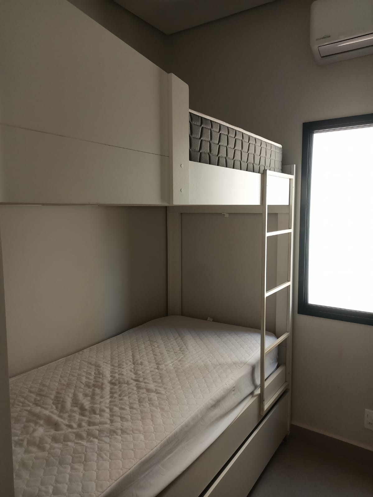 Casa no Condomínio Villagio Jaguara à Venda