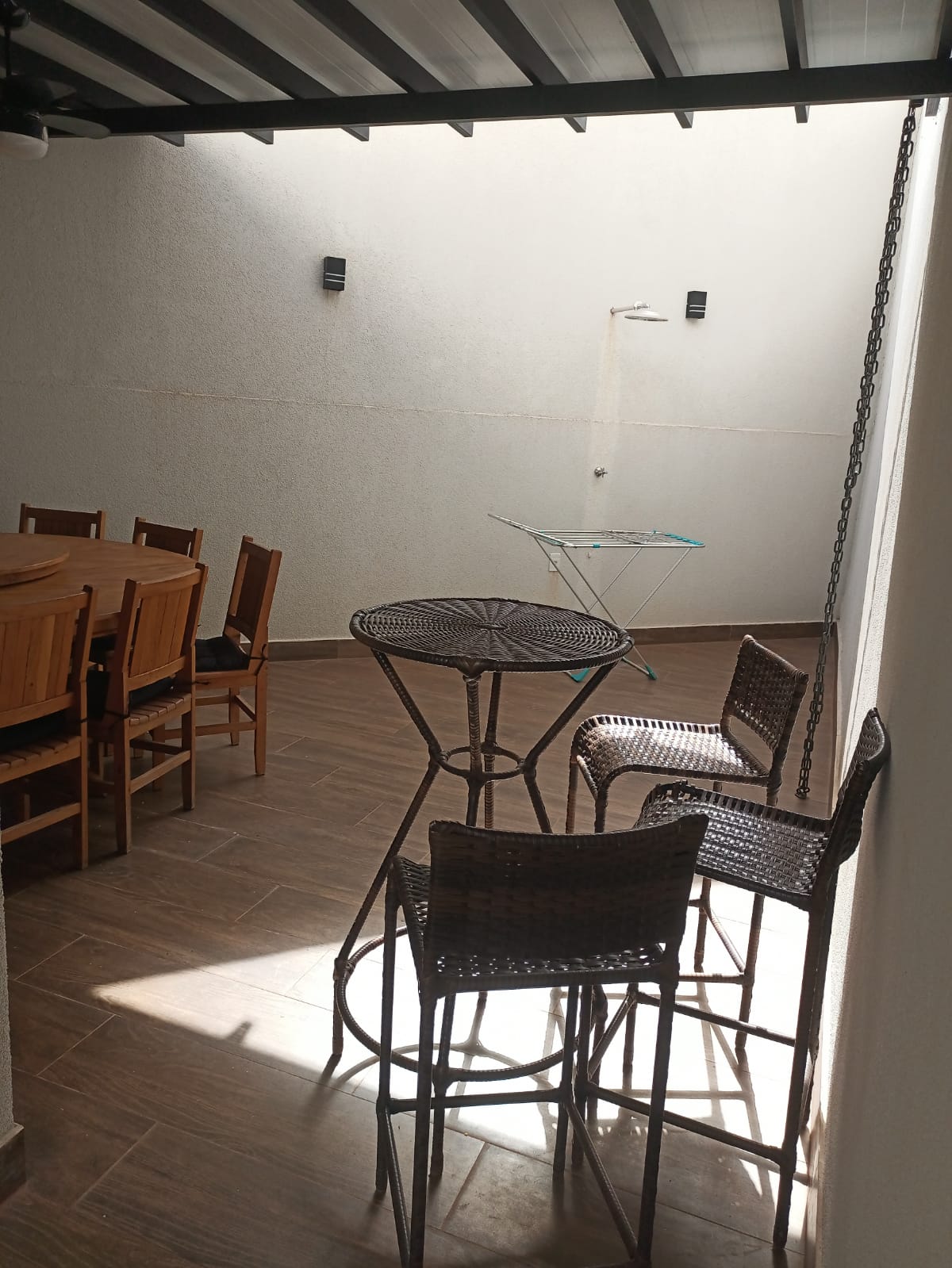 Casa no Condomínio Villagio Jaguara à Venda