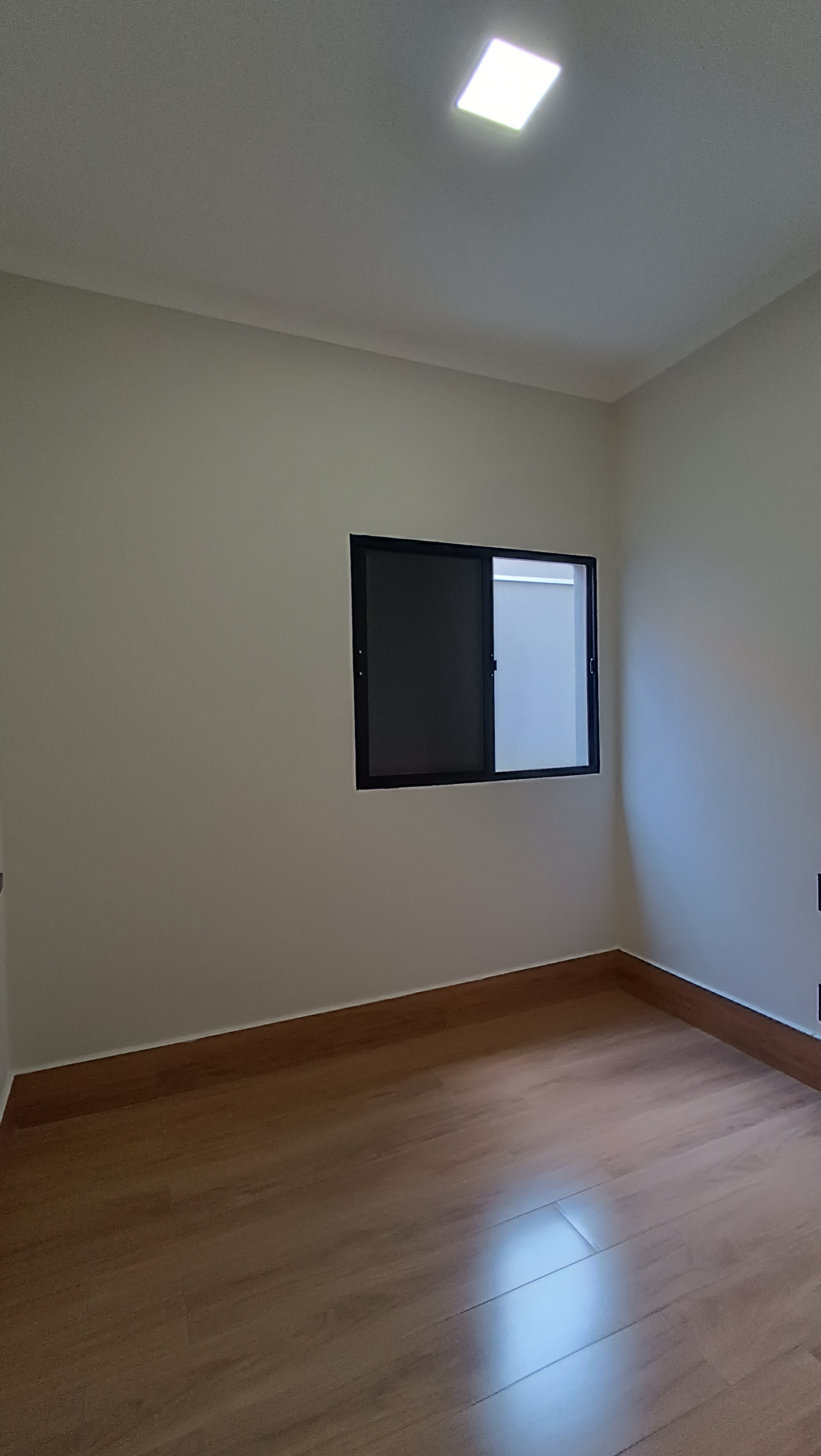 Casa à venda no bairro Jardim Três Colinas