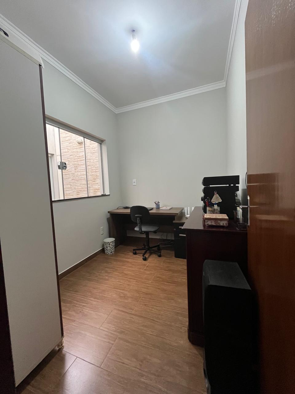 Casa no Esplanada Primo Meneghetti à venda