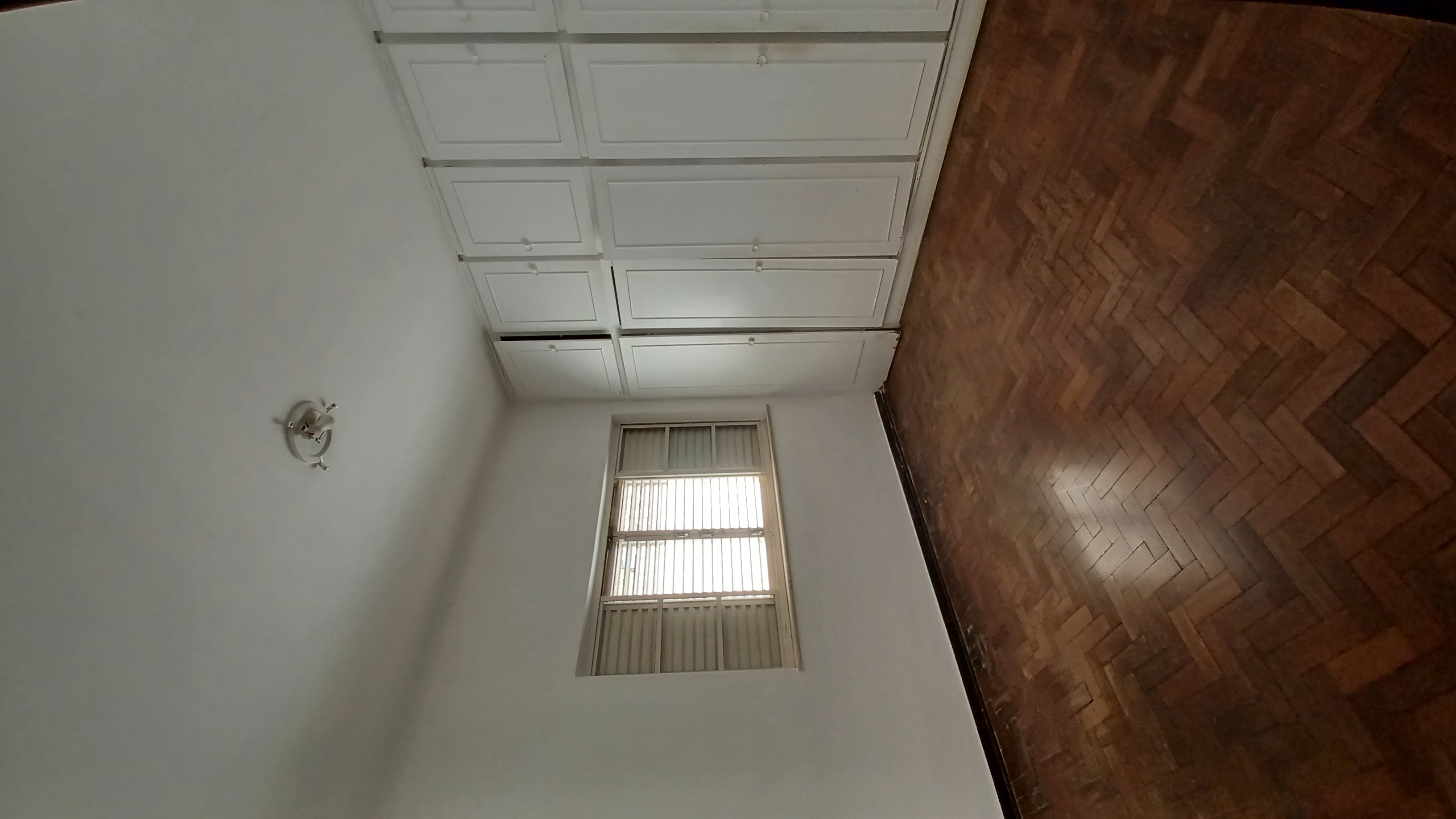 Casa a venda no Bairro Jardim Califórnia 