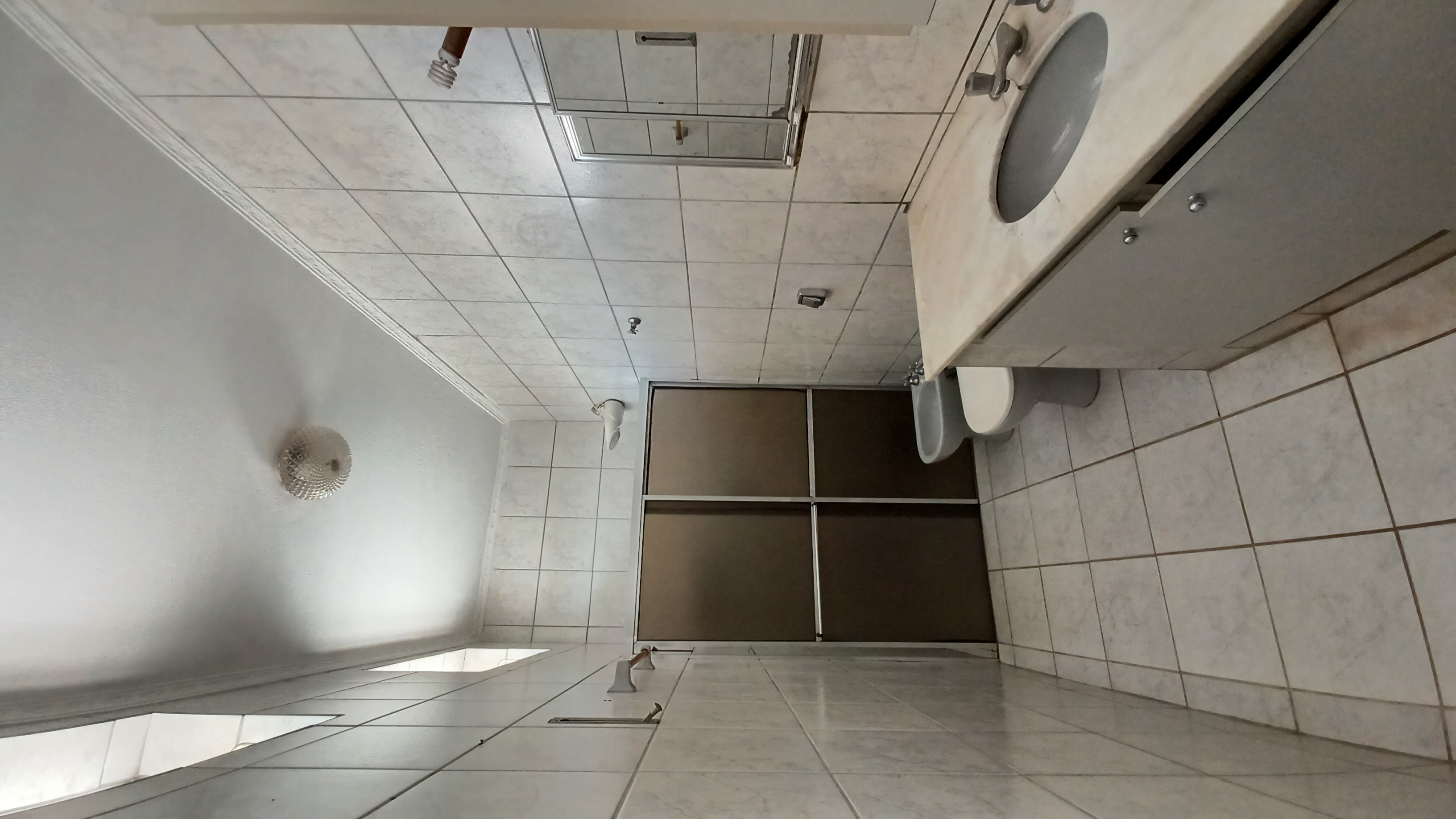 Casa a venda no Bairro Jardim Califórnia 
