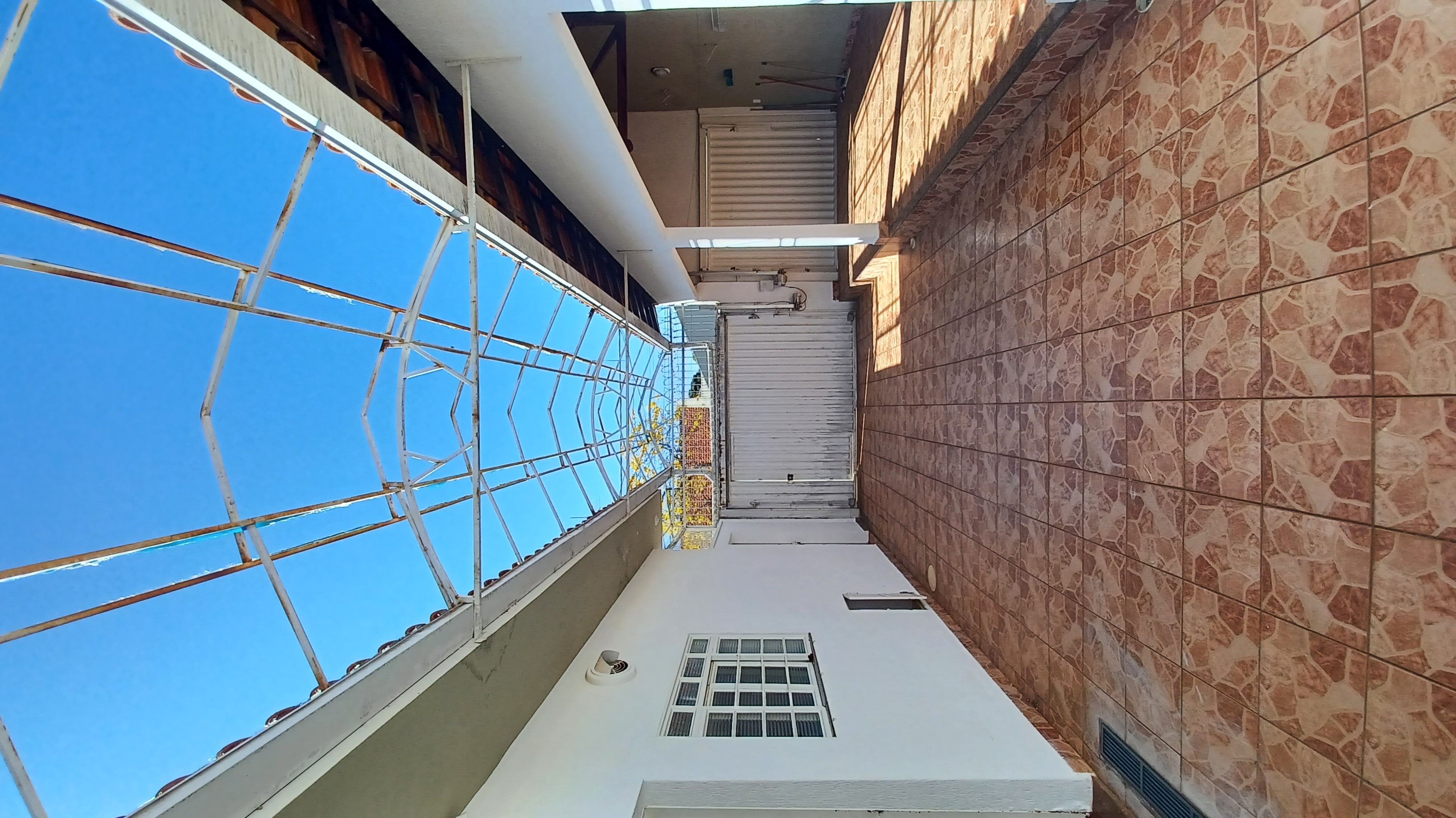 Casa a venda no Bairro Jardim Califórnia 