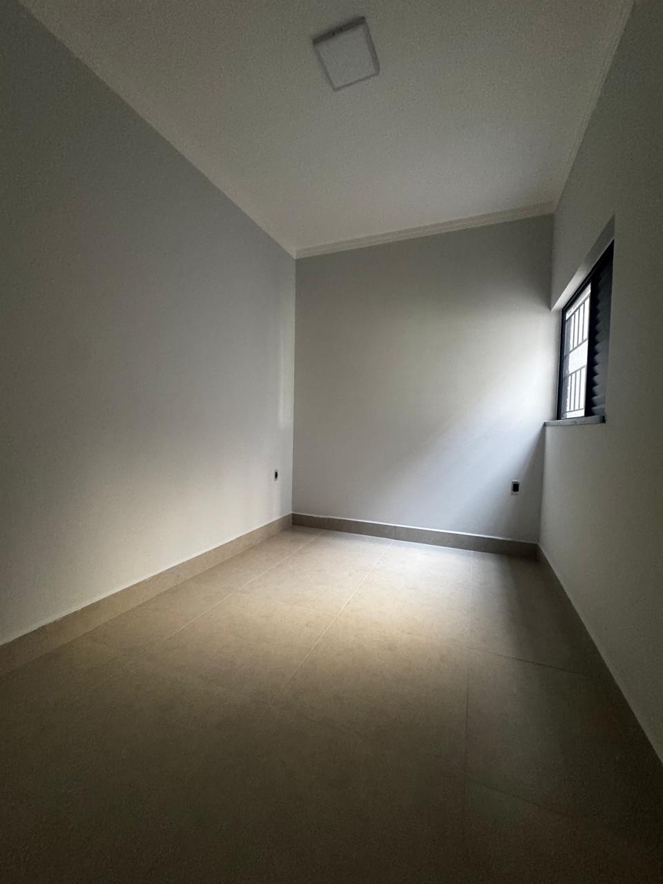 Casa à Venda Jardim Adelinha