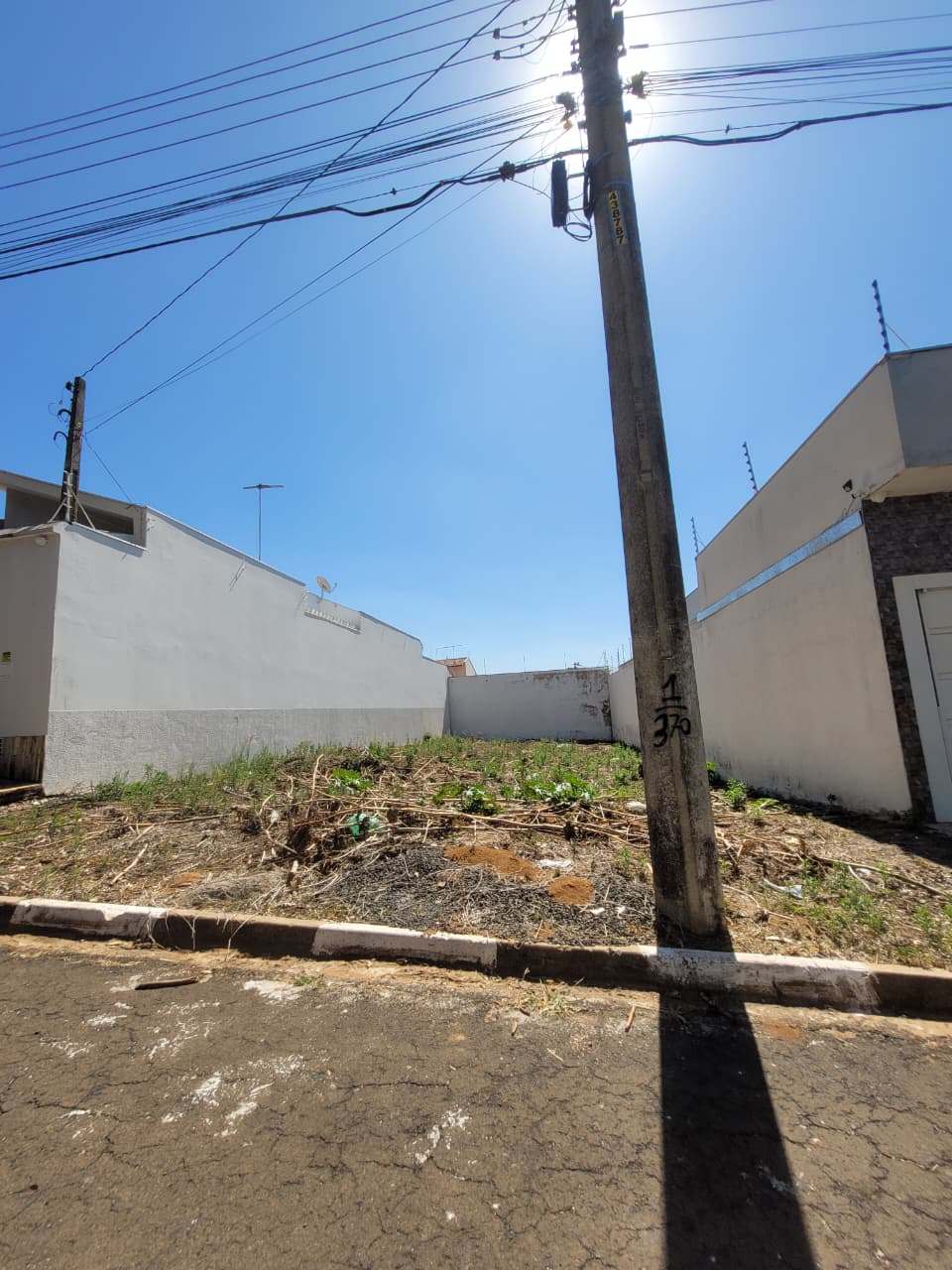 Terreno à Venda no Prolongamento do Jardim Flórida