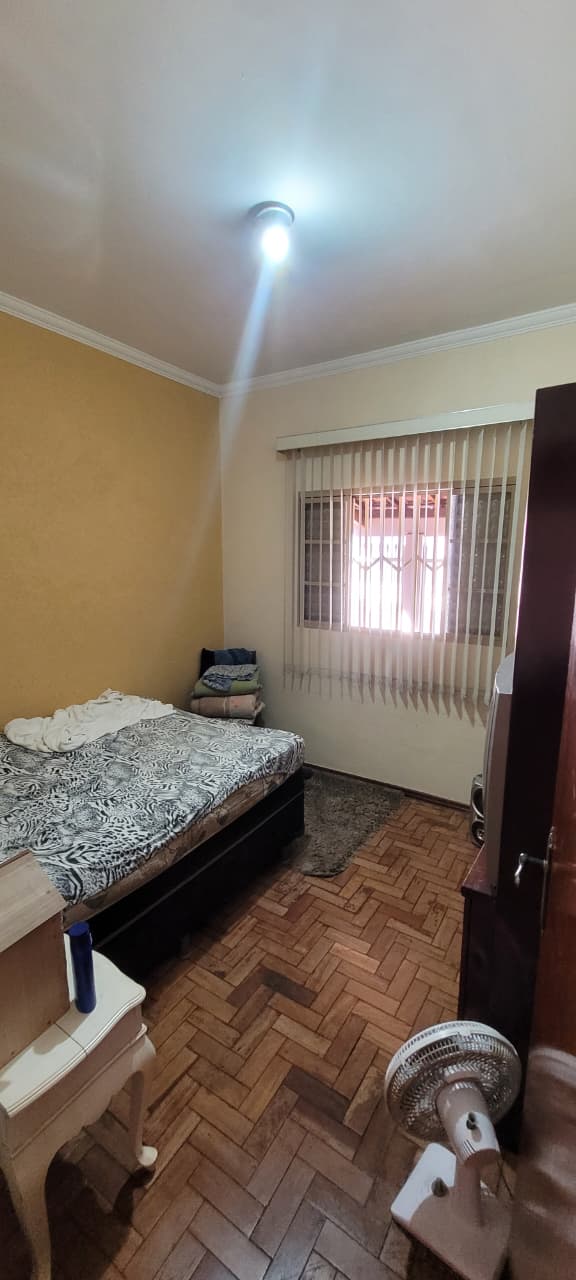 Casa à Venda no Jardim Santa Efigênia