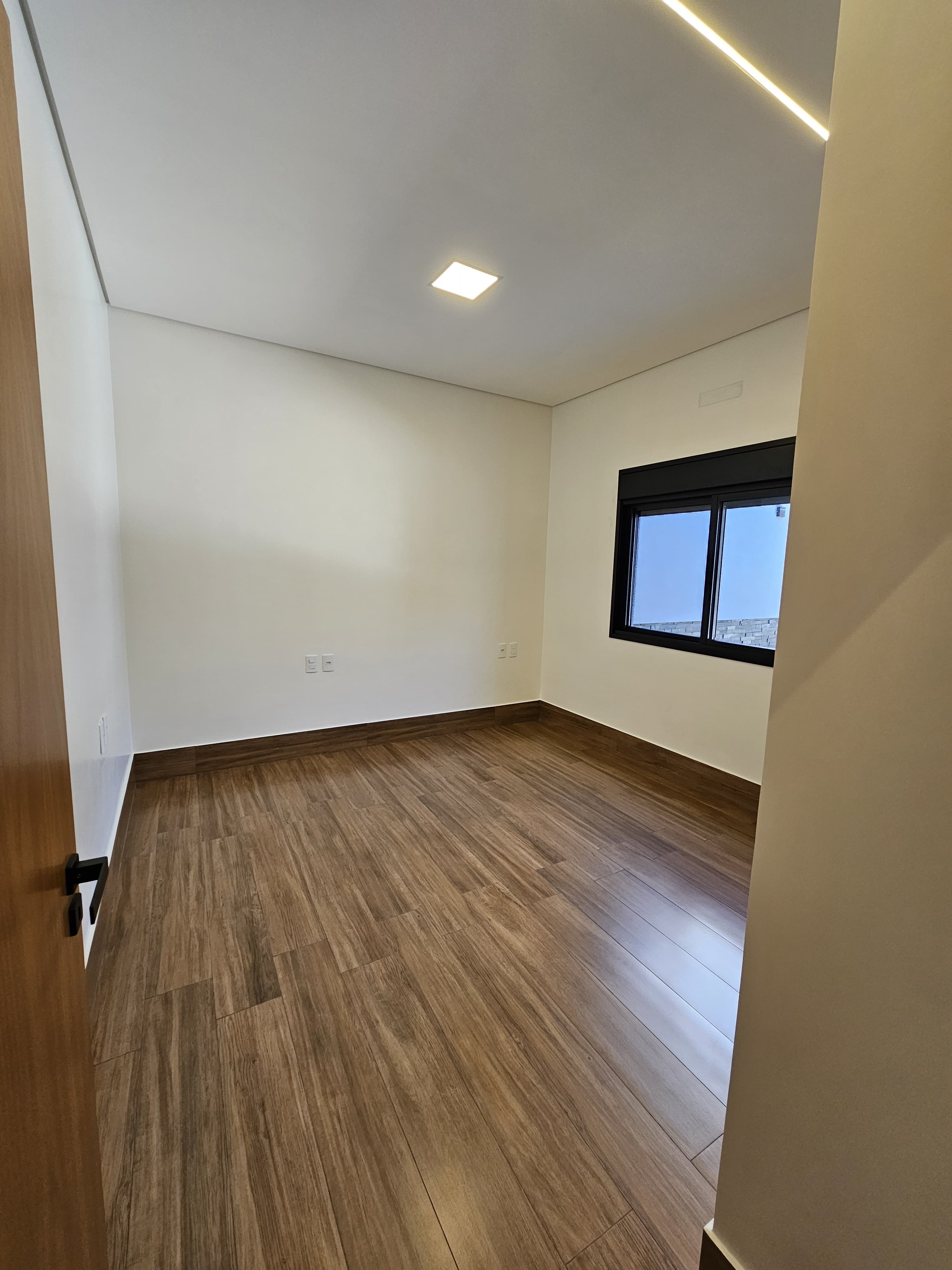 Casa à Venda no Residencial Tellini