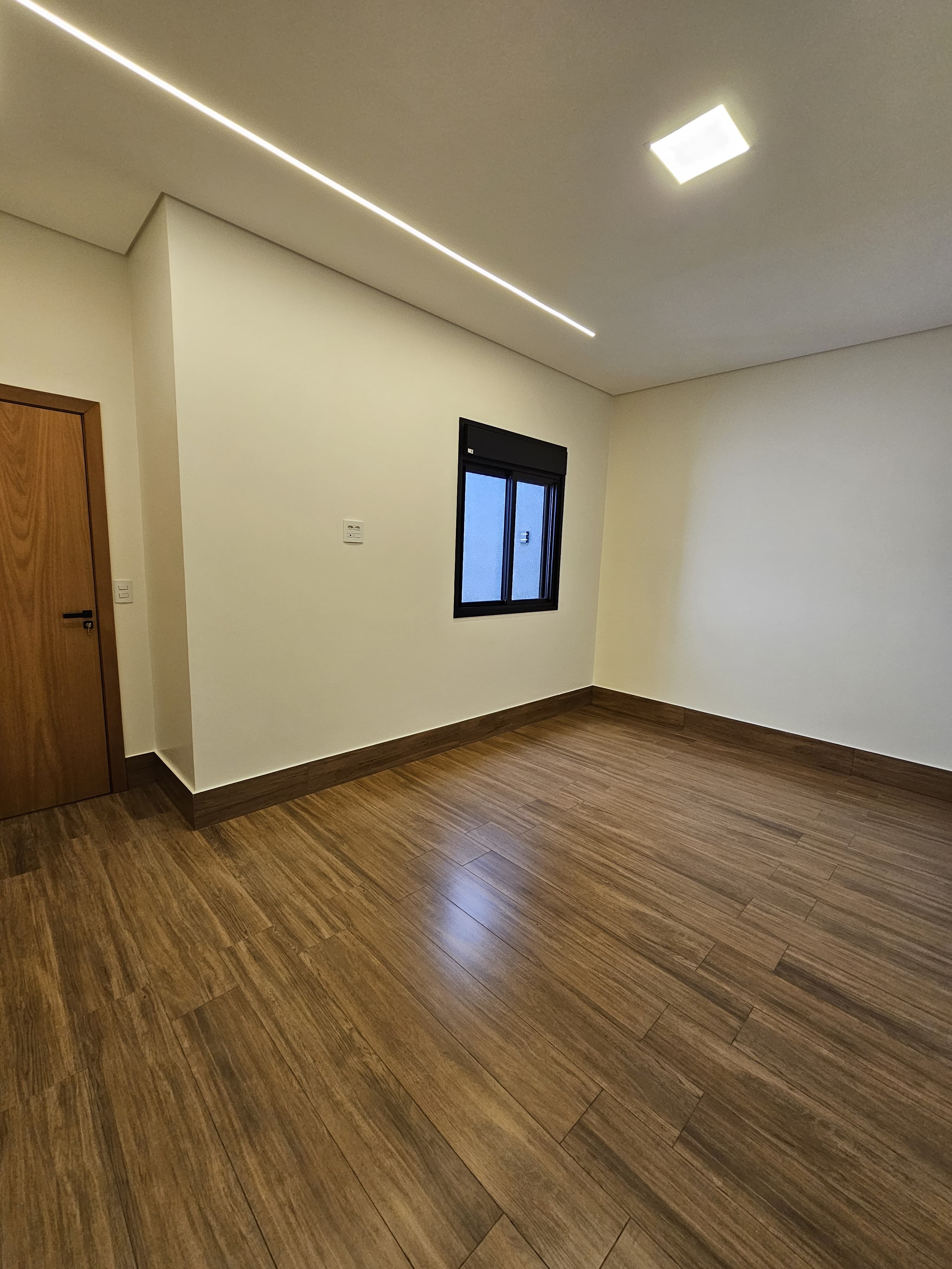Casa à Venda no Residencial Tellini