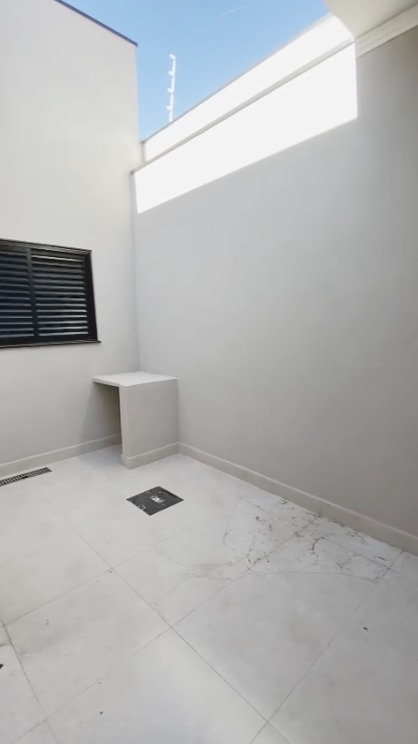 Casa à venda no bairro Parque Dom Pedro I
