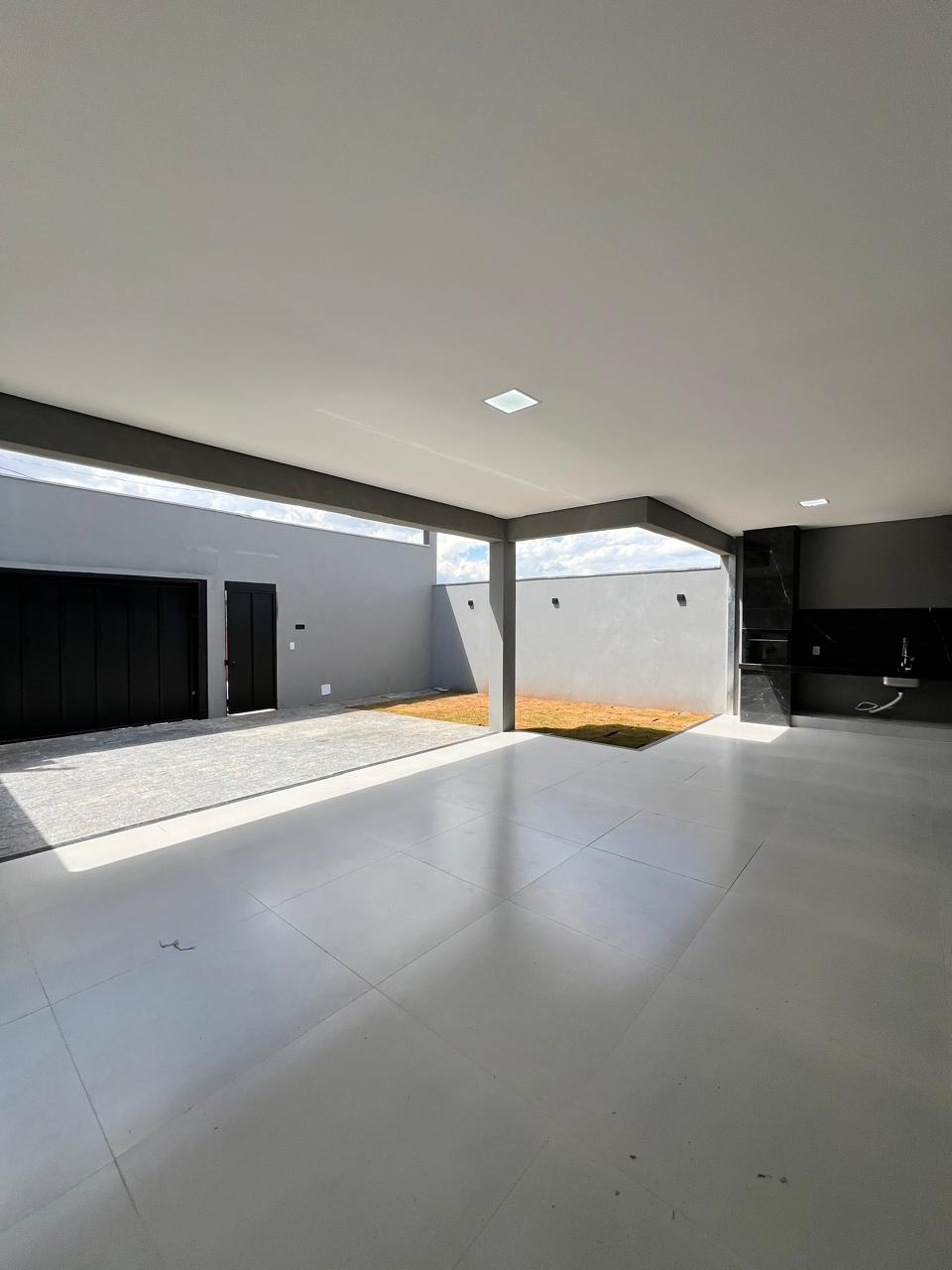 Casa à Venda no Parque dos Coqueiros