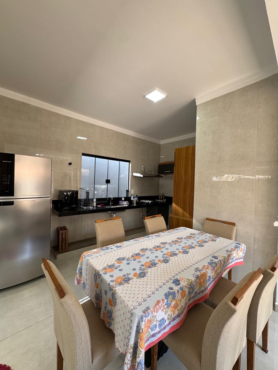 Casa a Venda no Jardim Luiza