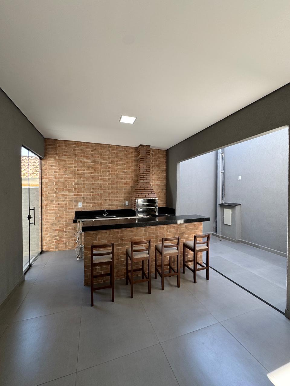 Casa a Venda no Jardim Luiza