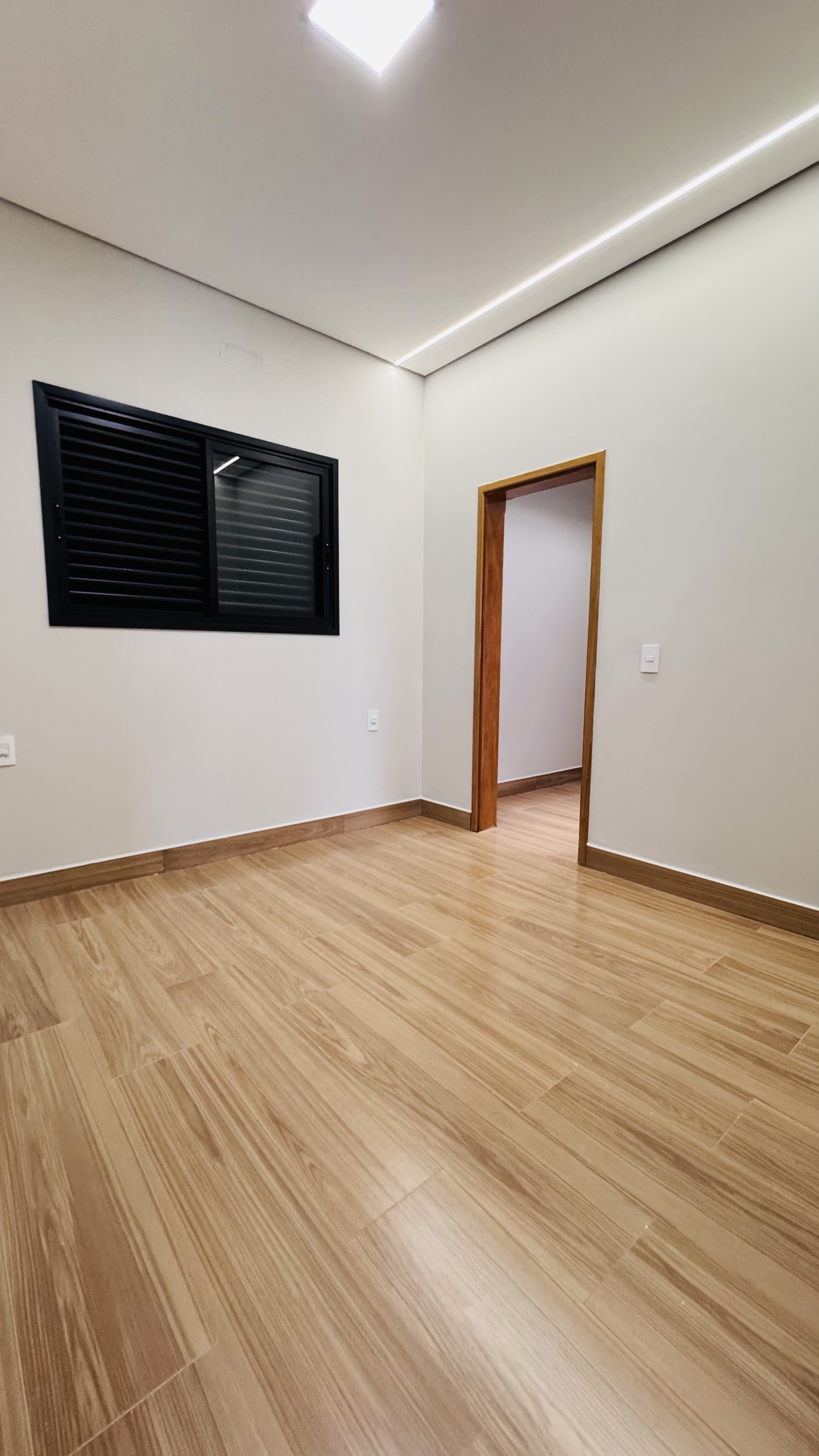 Casa à venda no Parque dos Coqueiros