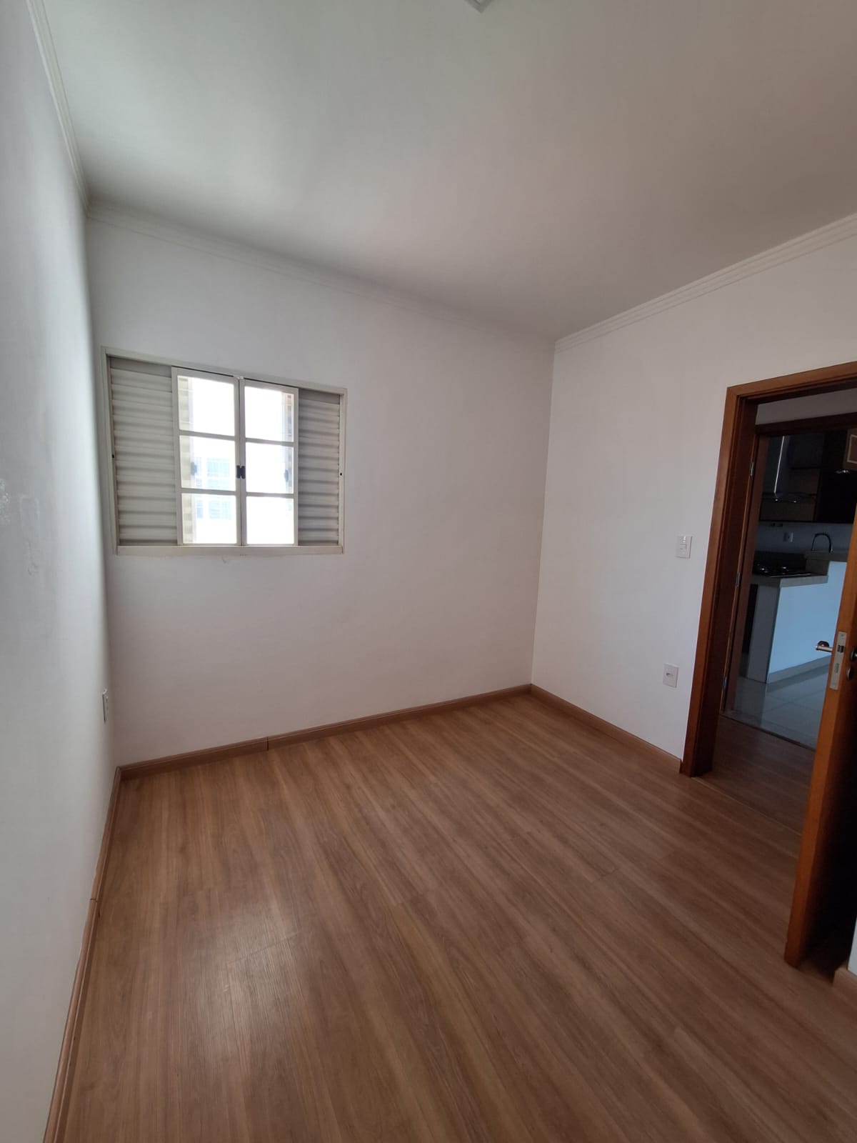 Apartamento com sacada no Piratininga à Venda