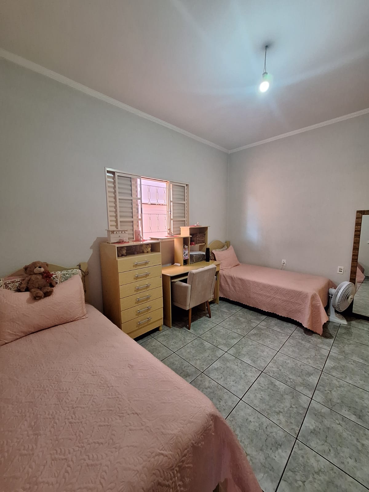 Vende-se casa terreno inteiro no Jardim Europa