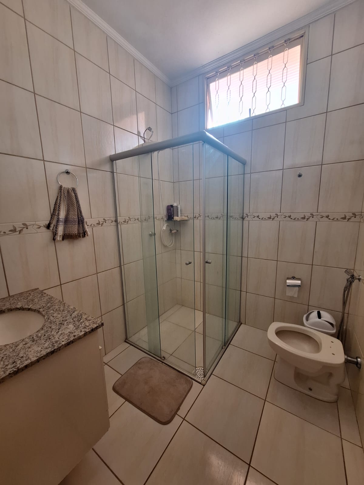 Vende-se casa terreno inteiro no Jardim Europa