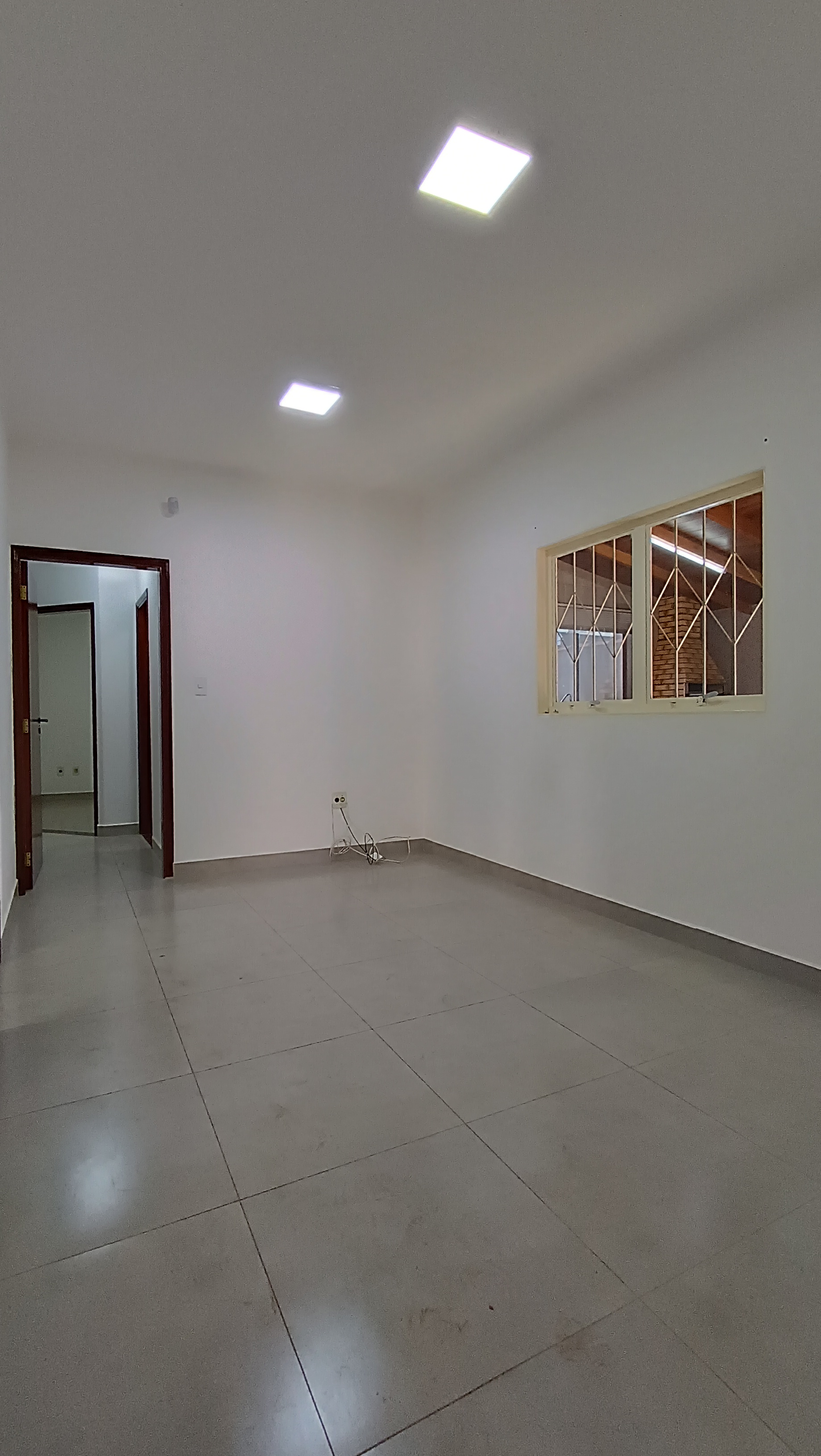 Casa à Venda no Jardim Samello V