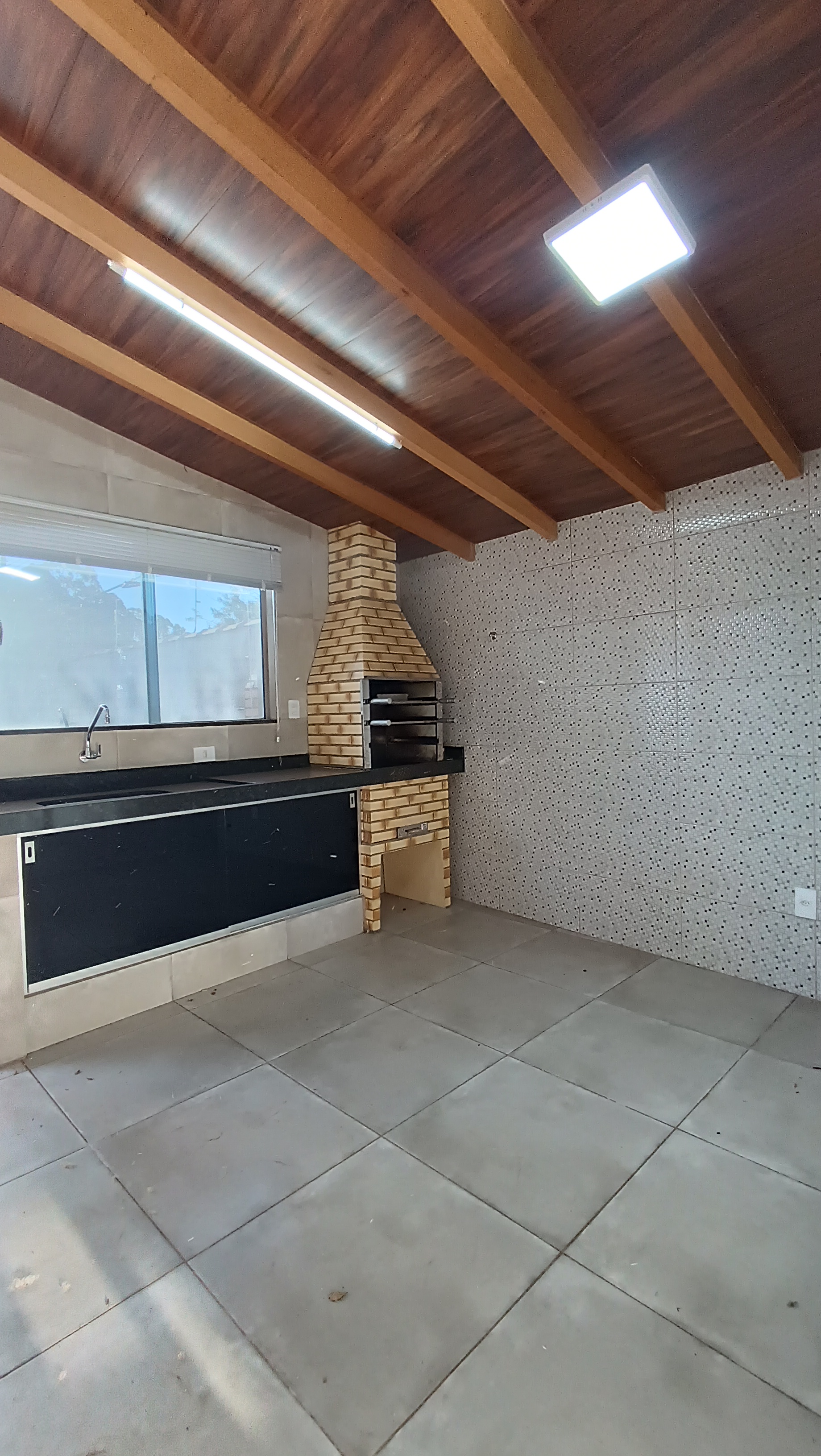 Casa à Venda no Jardim Samello V
