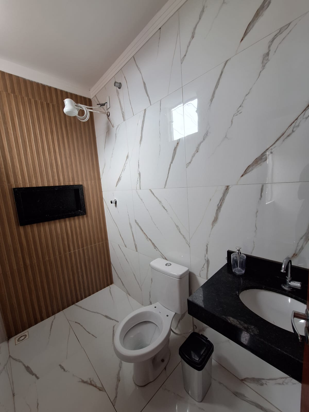 Casa à Venda no  Jardim Adelinha
