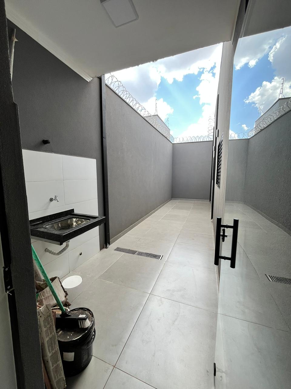 Casa a Venda no Quinta do Oeste