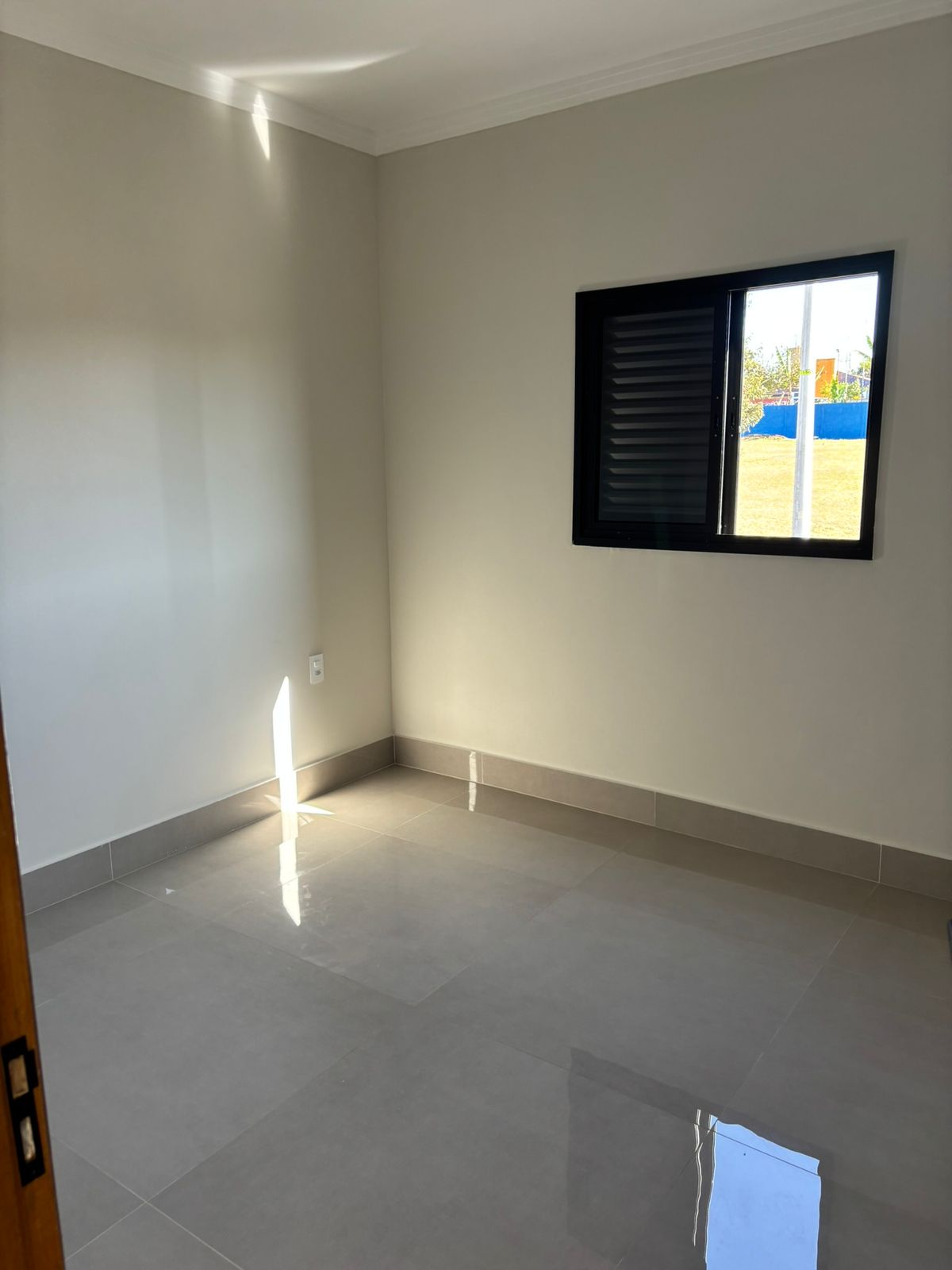 Vende-se apartamento no bairro Primo Meneghetti