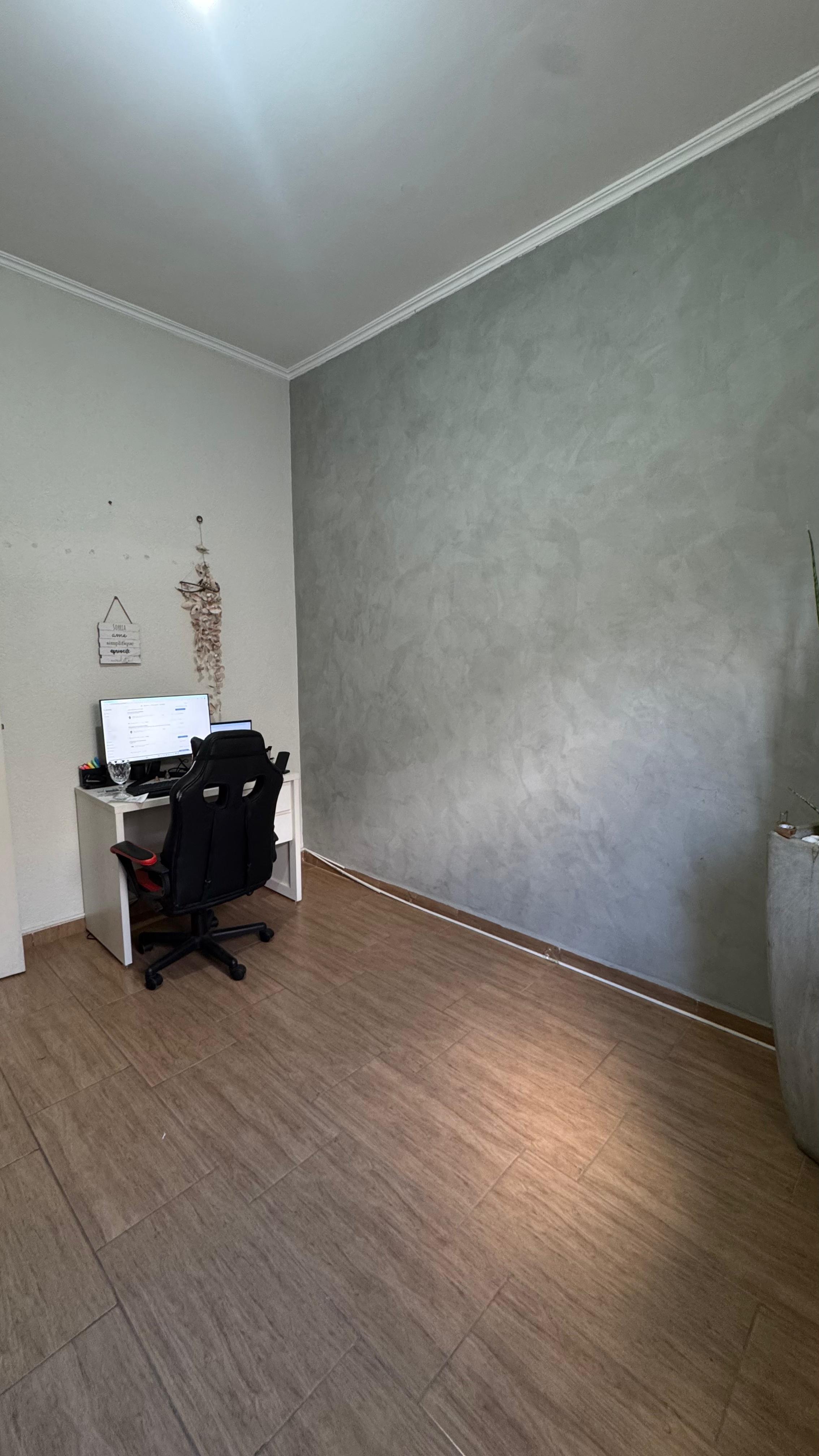Casa à Venda no Bairro Ângela Rosa