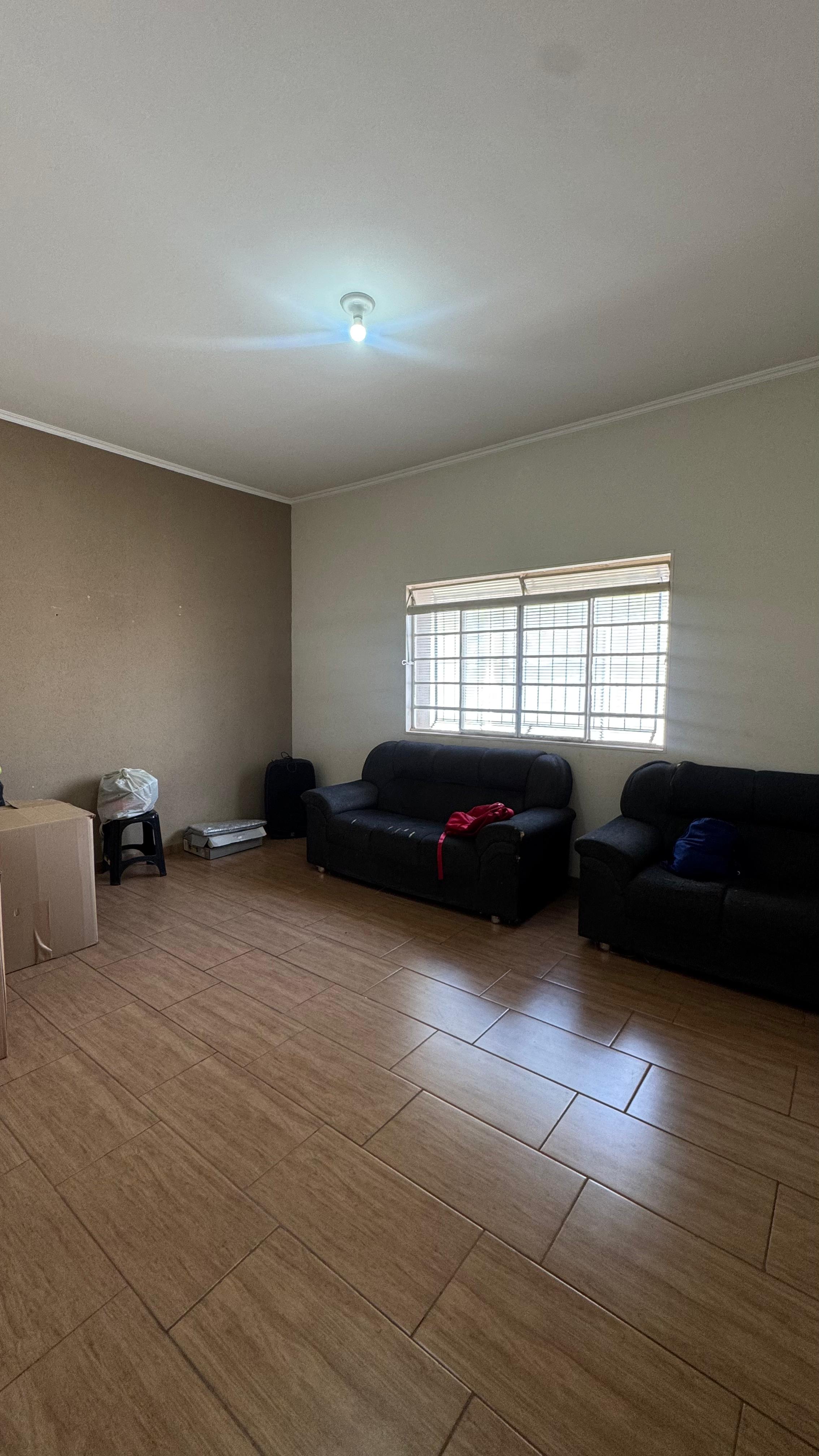 Casa à Venda no Bairro Ângela Rosa