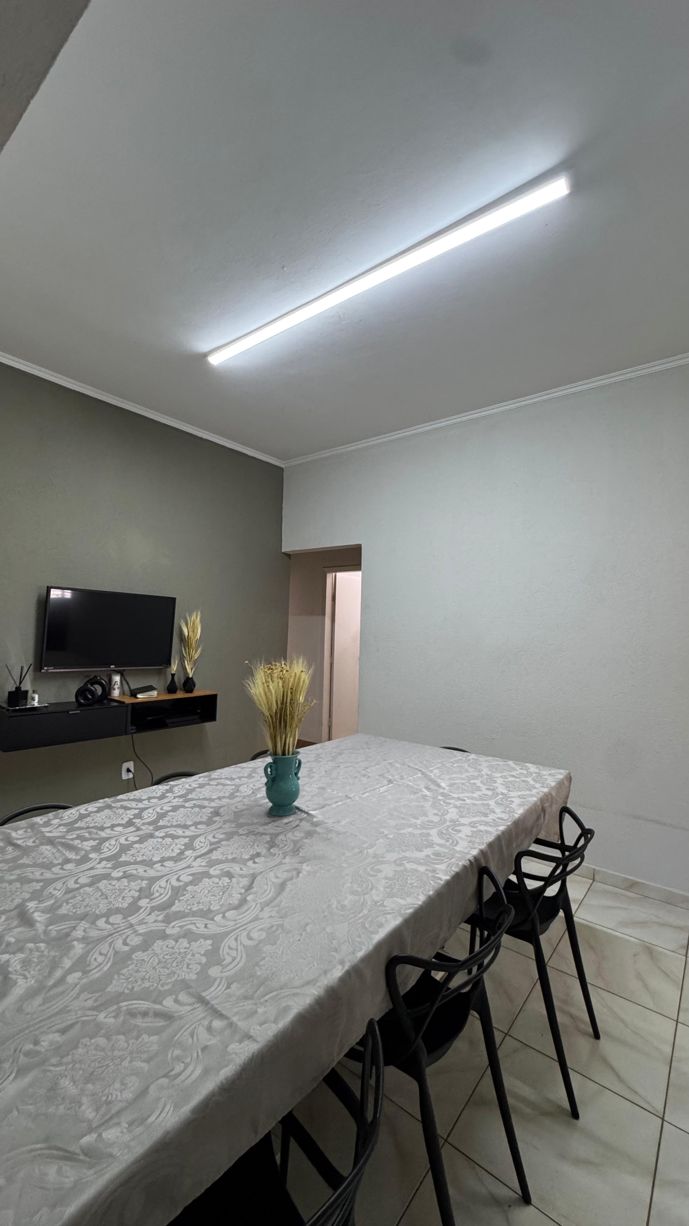 Casa à Venda no Bairro Ângela Rosa