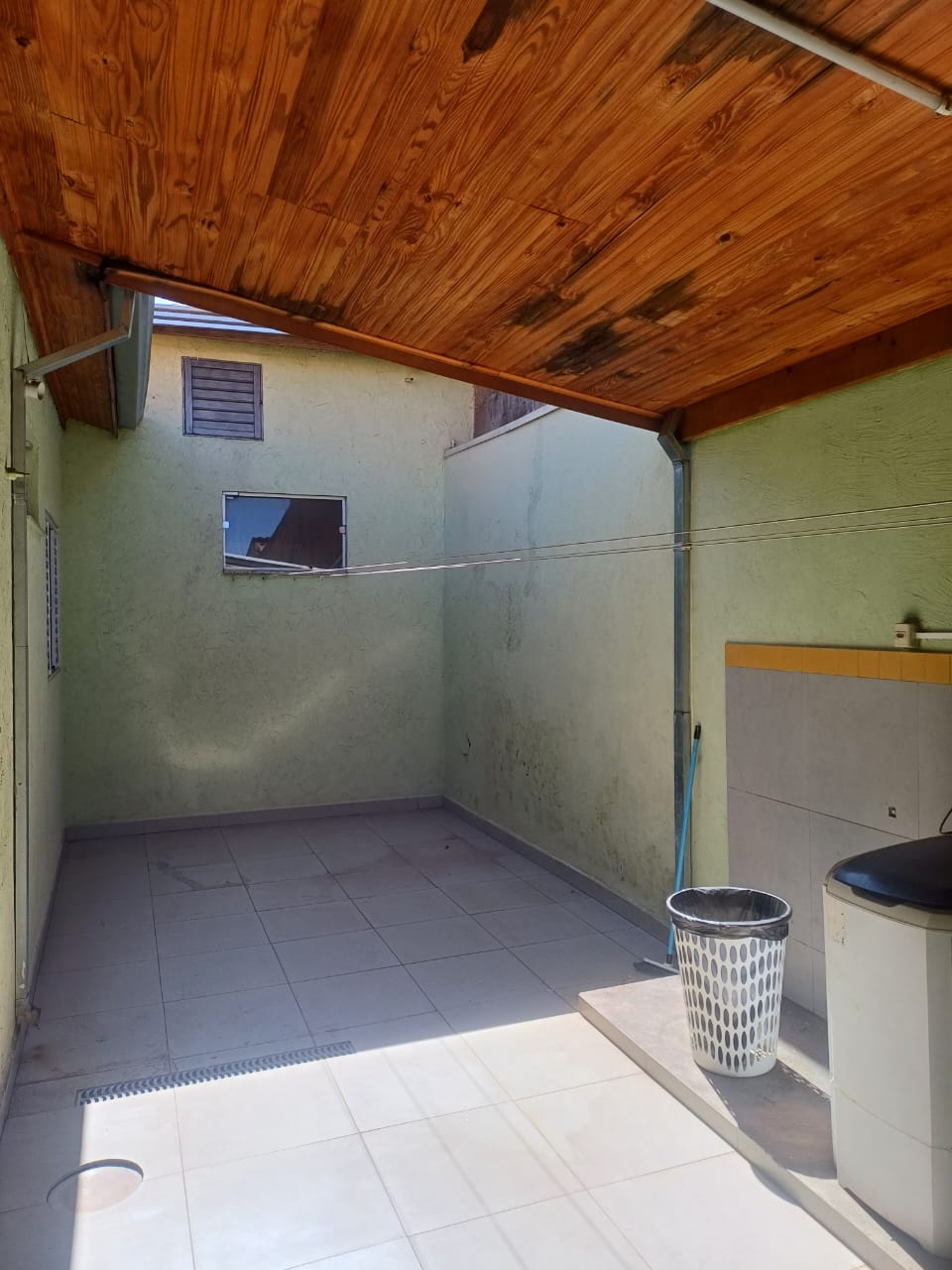 Casa a venda jardim Luiza ll