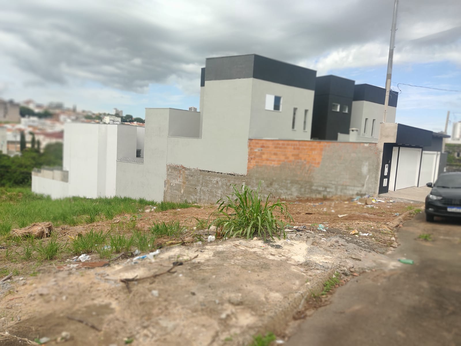 Terreno a Venda no Jardim Santana 