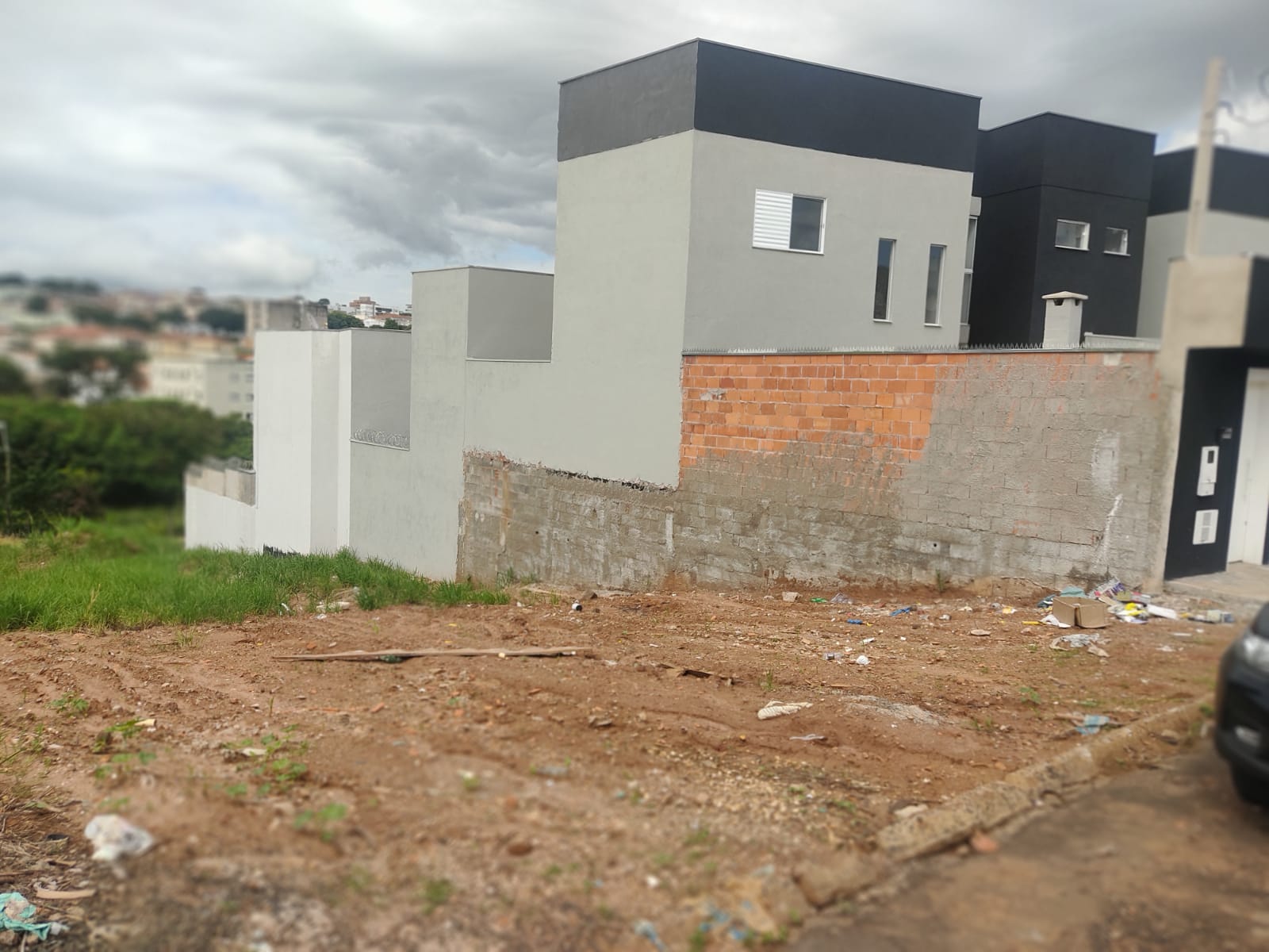 Terreno a Venda no Jardim Santana 